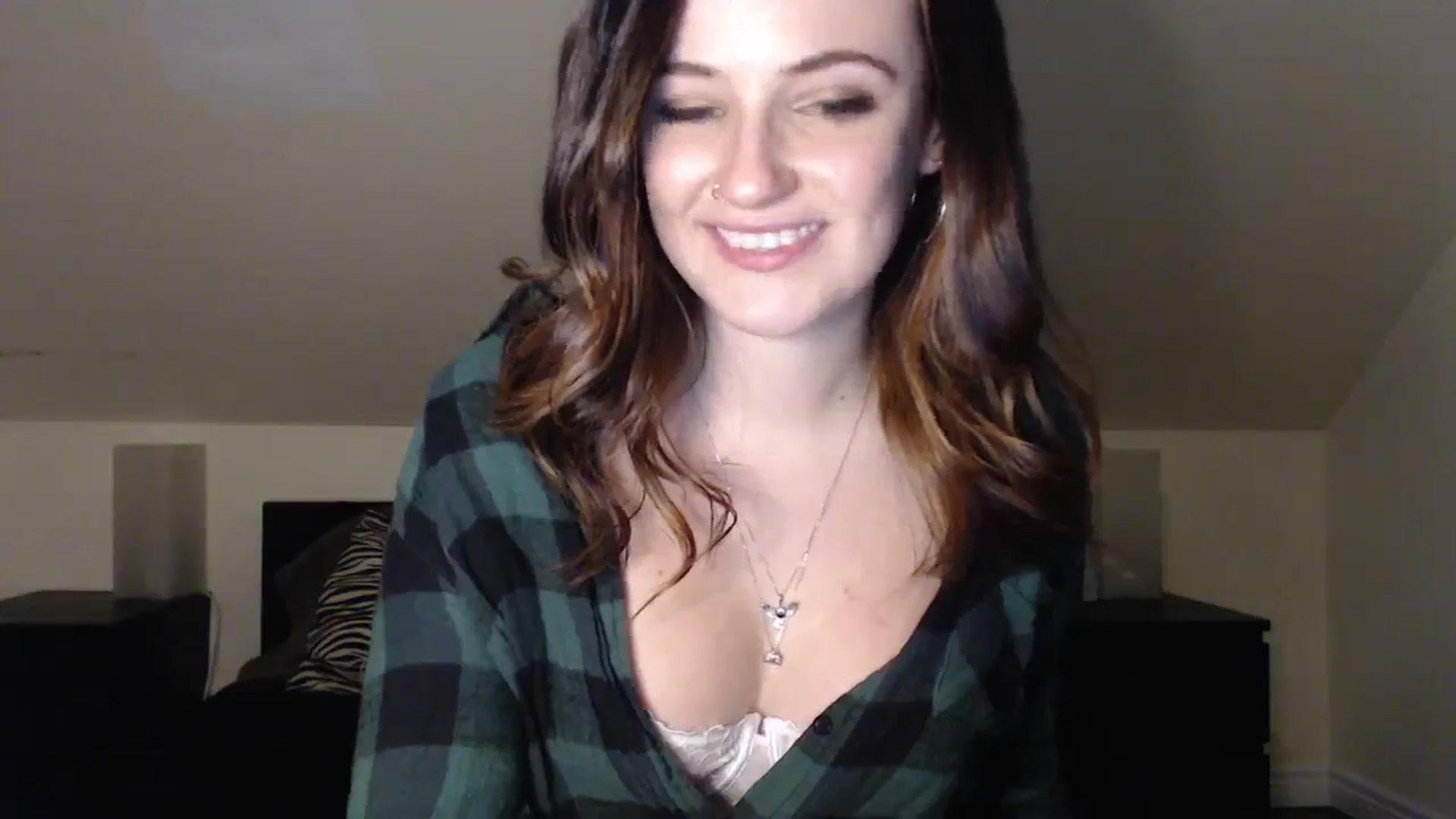 Gallery image thumbnail from TheNudeArtist's myfreecams stream on, 11/16/2023, 23:01 image 6 of 20