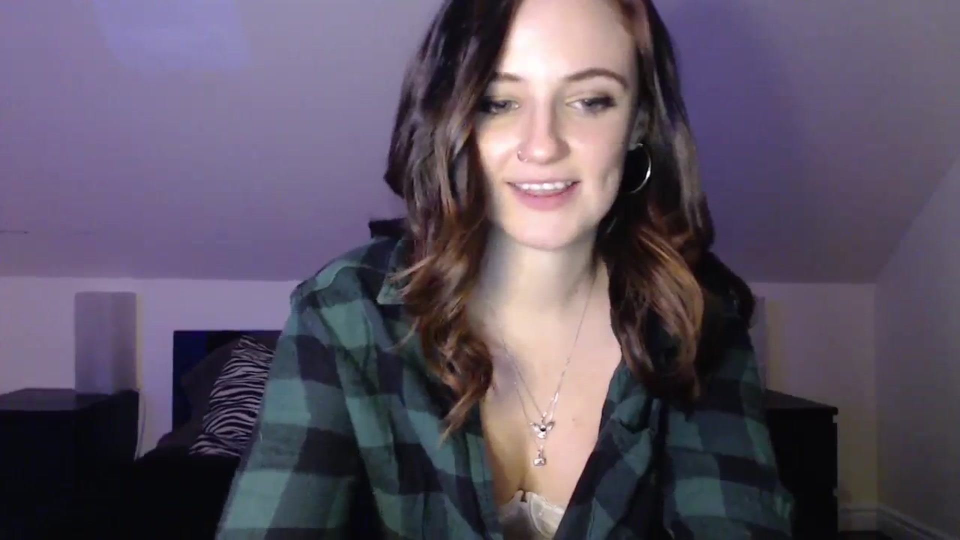 Gallery image thumbnail from TheNudeArtist's myfreecams stream on, 11/16/2023, 23:01 image 14 of 20