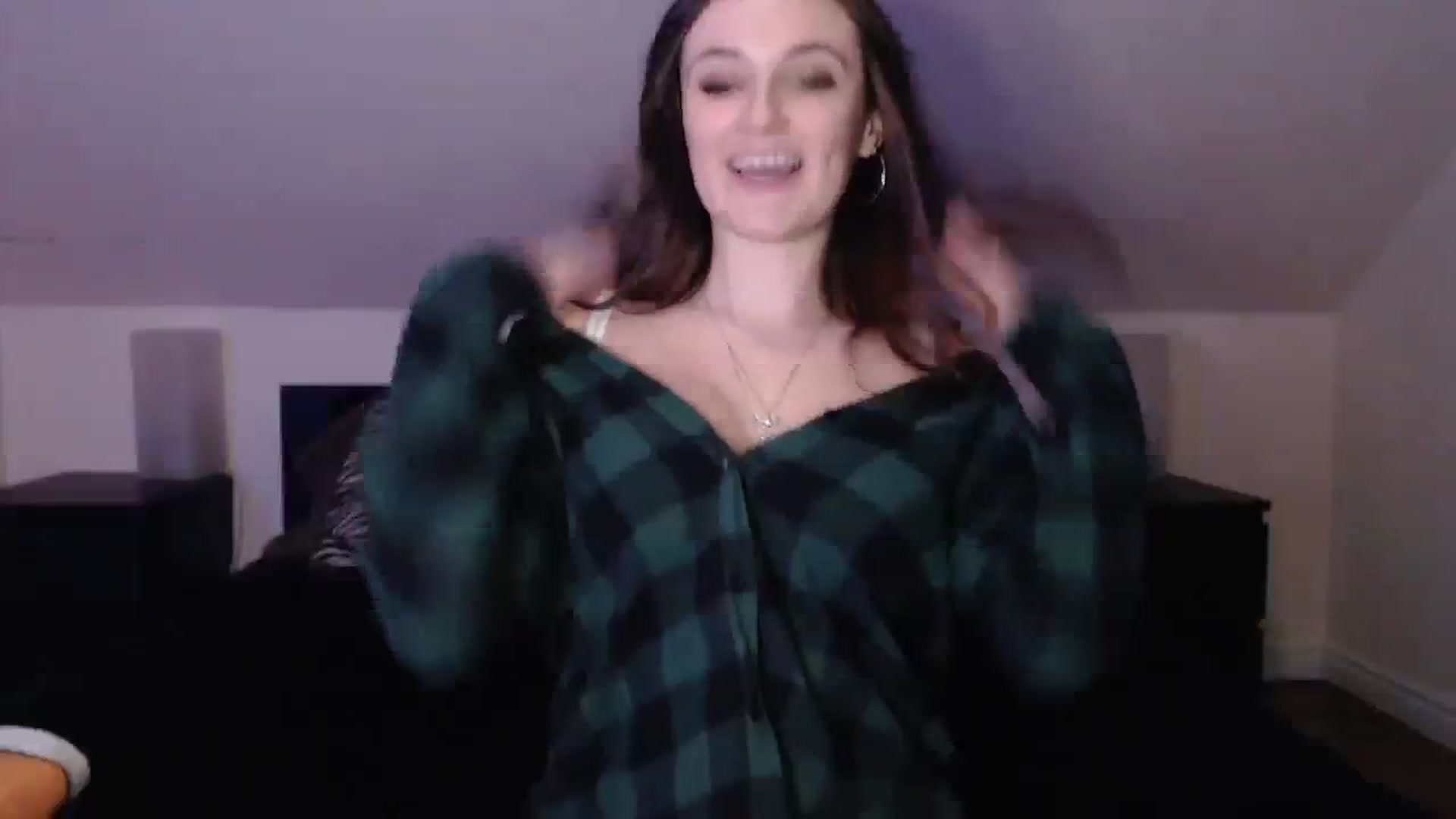 Gallery image thumbnail from TheNudeArtist's myfreecams stream on, 11/16/2023, 23:31 image 10 of 20