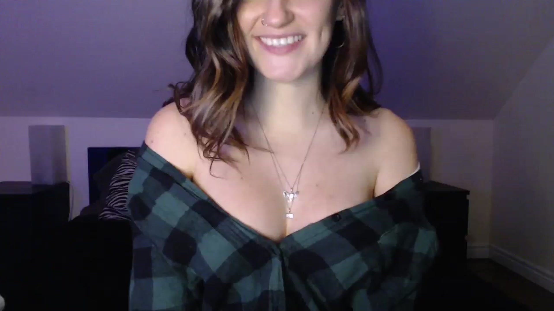 Gallery image thumbnail from TheNudeArtist's myfreecams stream on, 11/16/2023, 23:31 image 7 of 20