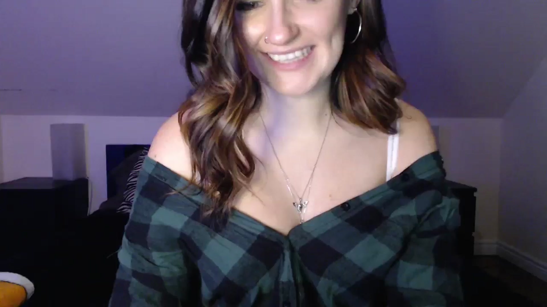 Gallery image thumbnail from TheNudeArtist's myfreecams stream on, 11/16/2023, 23:31 image 17 of 20