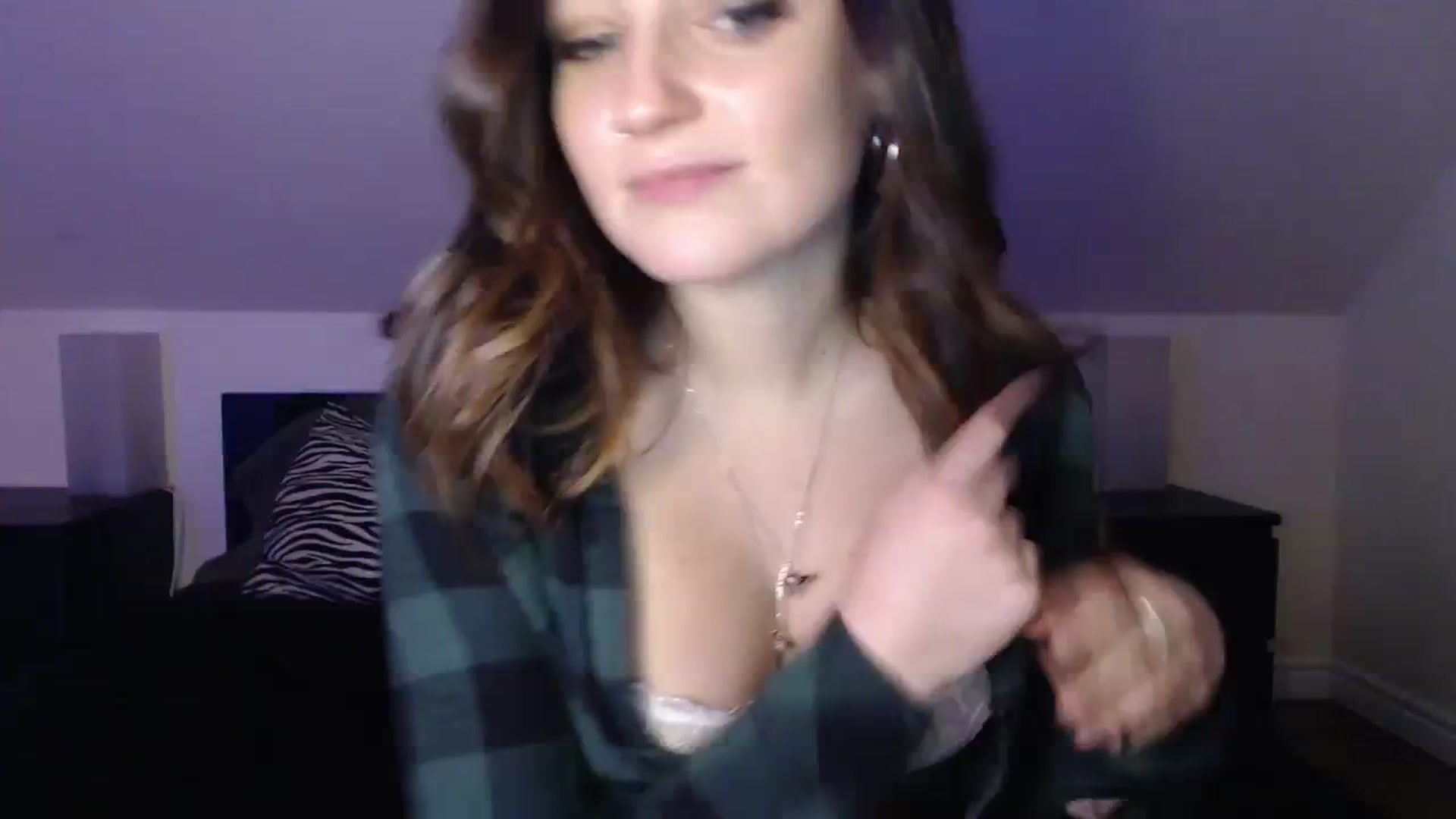 Gallery image thumbnail from TheNudeArtist's myfreecams stream on, 11/17/2023, 24:26 image 5 of 20