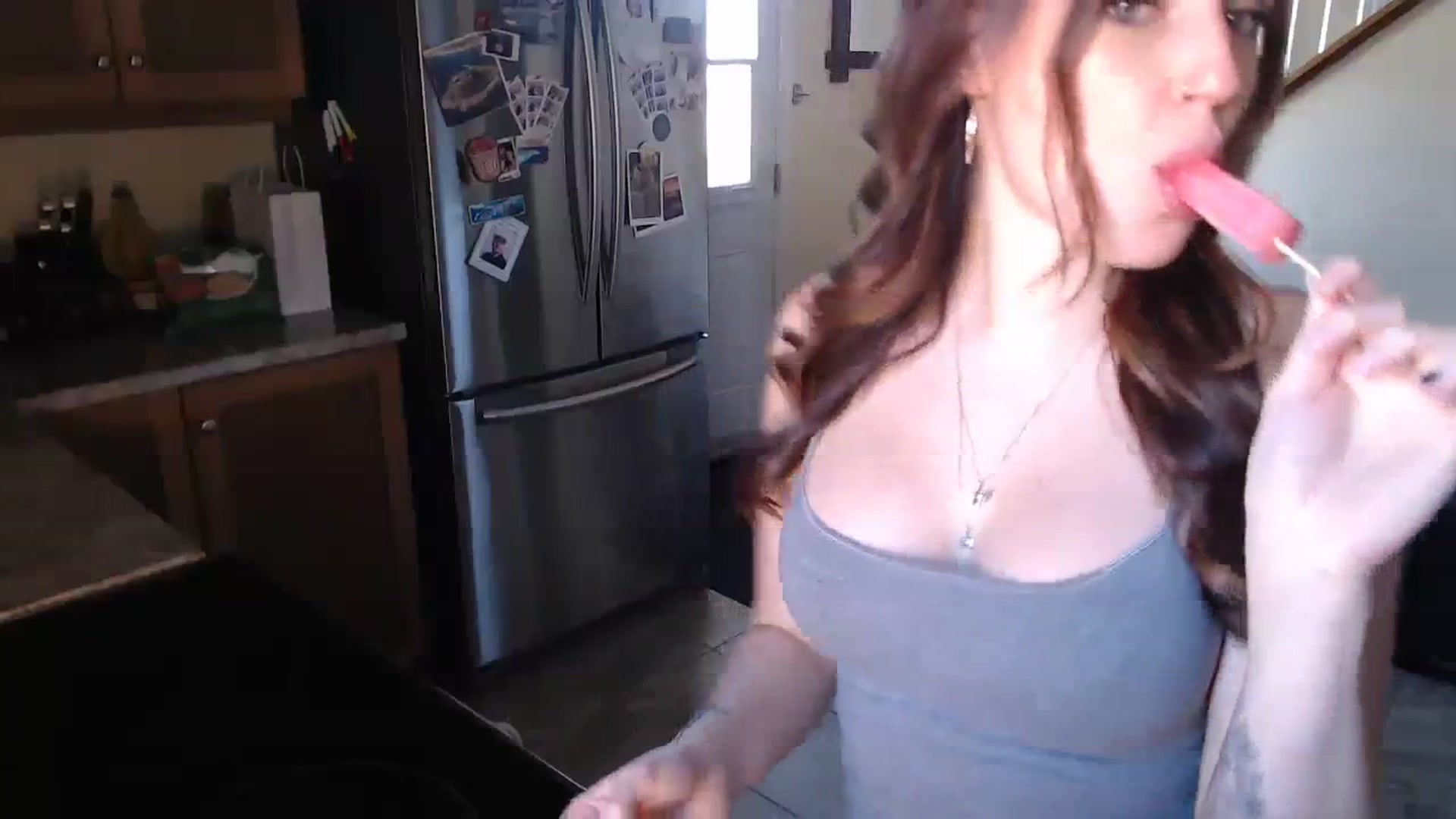 Gallery image thumbnail from TheNudeArtist's myfreecams stream on, 11/17/2023, 14:59 image 9 of 20