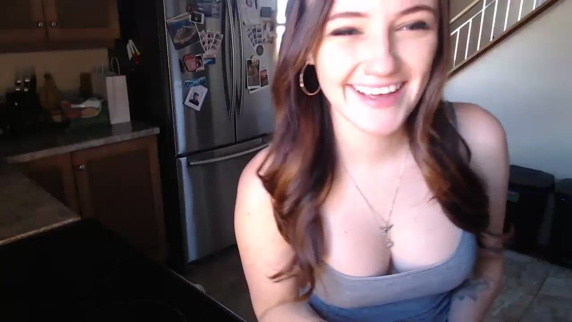 Gallery image thumbnail from TheNudeArtist's myfreecams stream on, 11/17/2023, 14:59 image 12 of 20