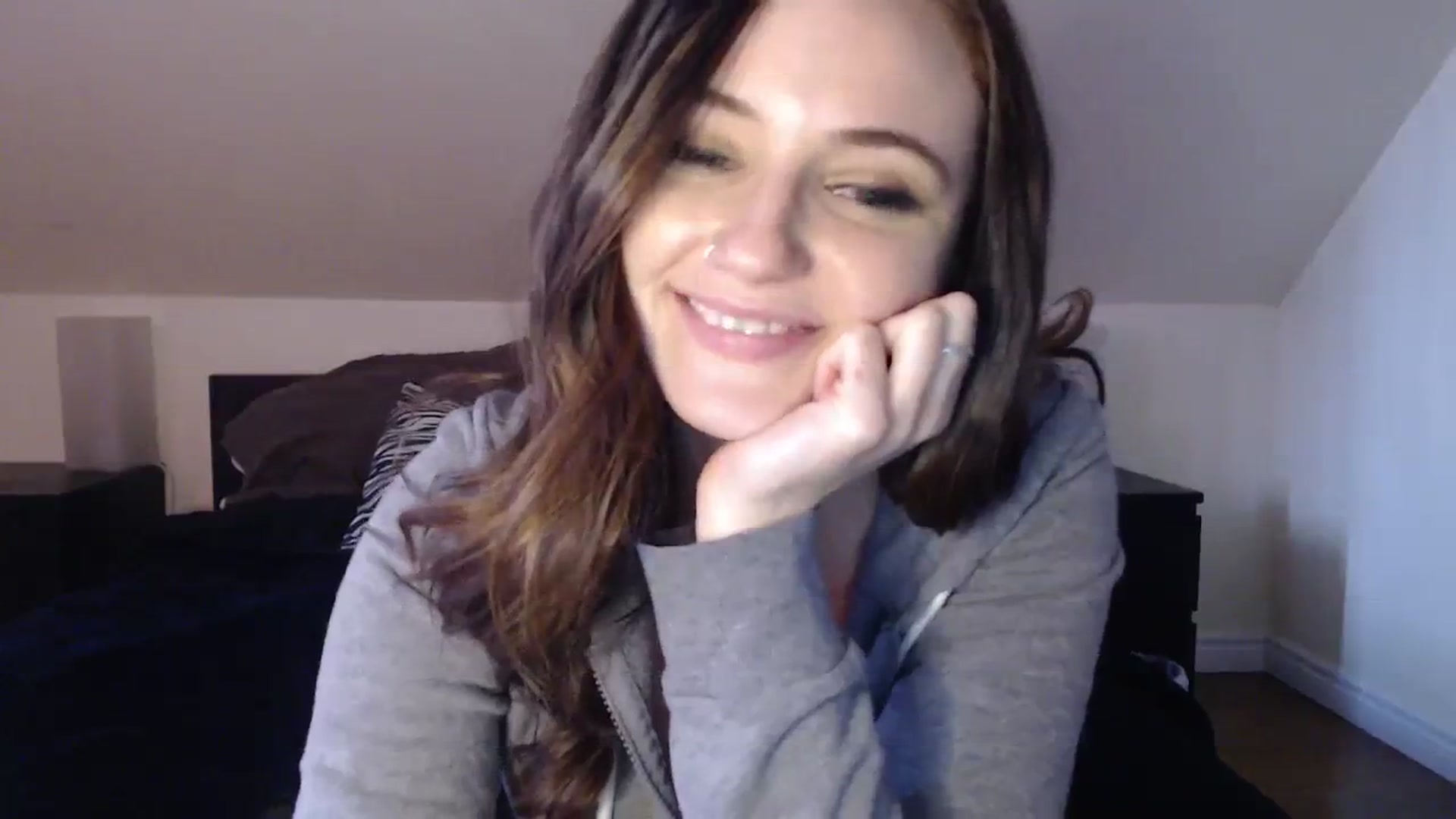 Gallery image thumbnail from TheNudeArtist's myfreecams stream on, 11/17/2023, 19:13 image 12 of 20