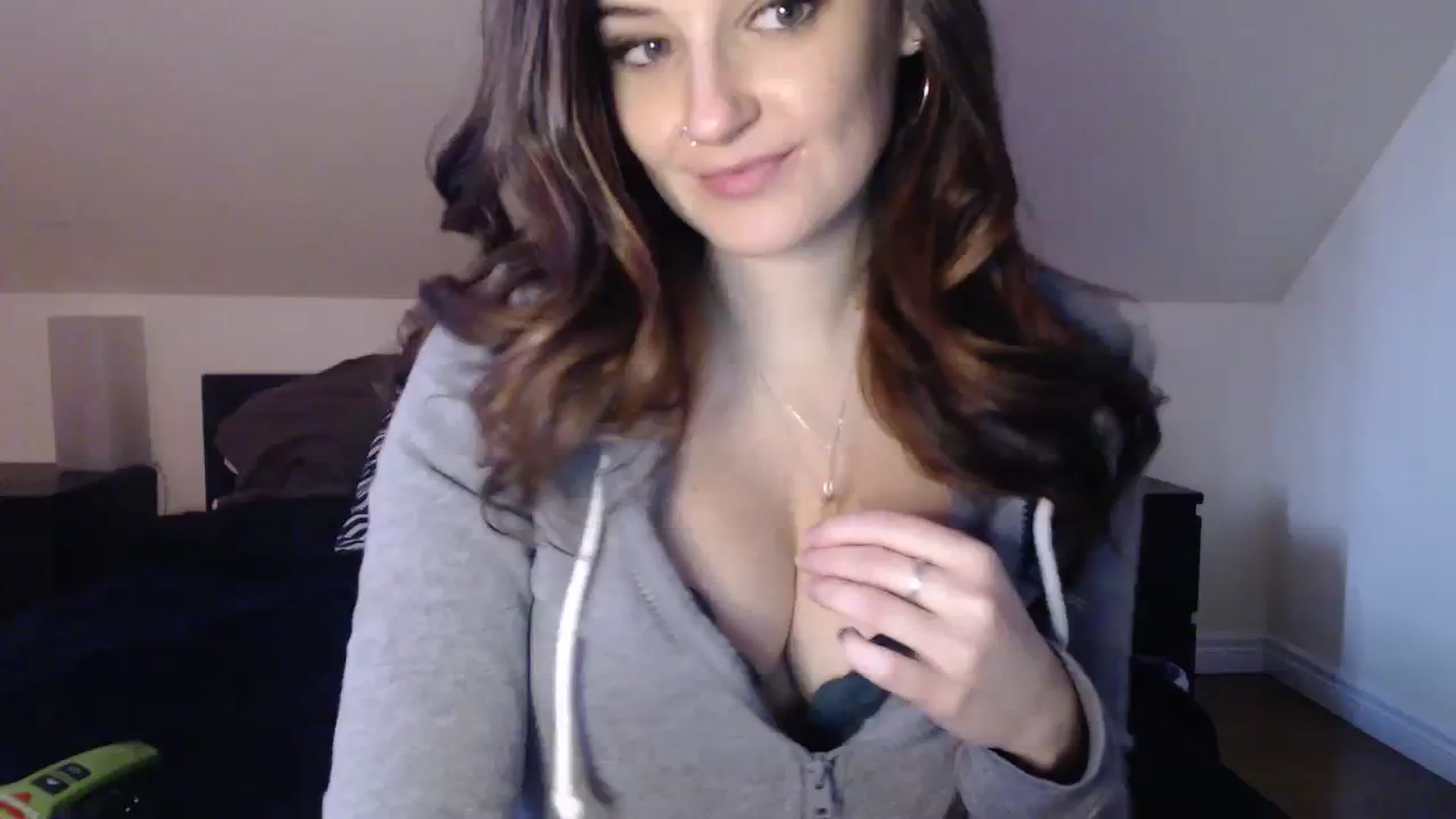 Gallery image thumbnail from TheNudeArtist's myfreecams stream on, 11/17/2023, 19:13 image 20 of 20