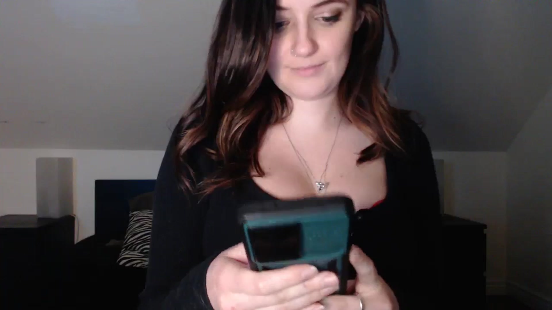 Gallery image thumbnail from TheNudeArtist's myfreecams stream on, 11/22/2023, 20:57 image 13 of 20