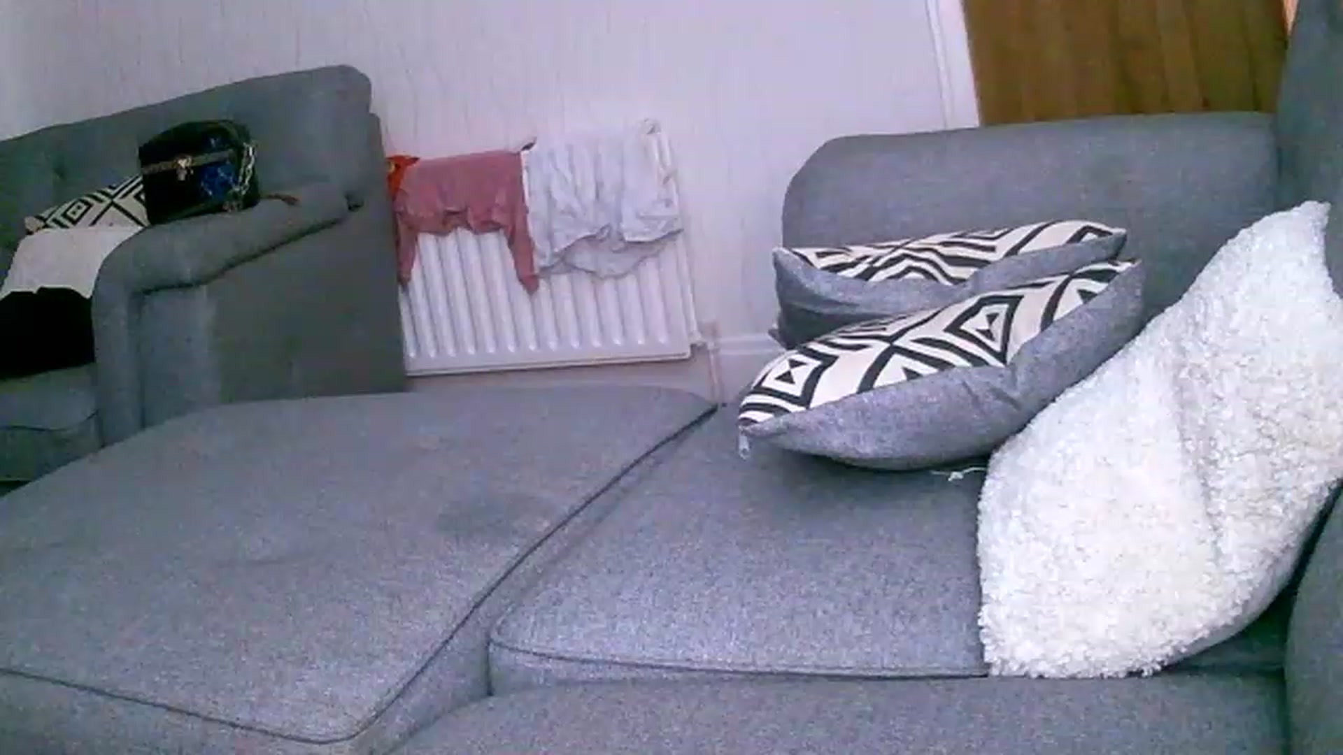 Gallery image thumbnail from TheOGEm's myfreecams stream on, 11/24/2022, 02:30 image 10 of 20