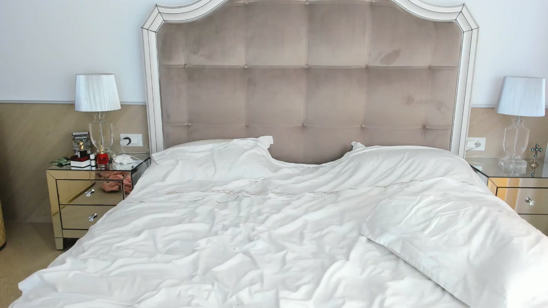 Gallery image thumbnail from TheOwneress's myfreecams stream on, 06/10/2025, 16:01 image 14 of 20