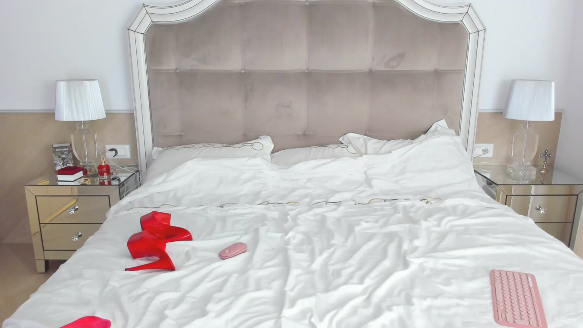 Gallery image thumbnail from TheOwneress's myfreecams stream on, 06/14/2025, 19:56 image 16 of 20