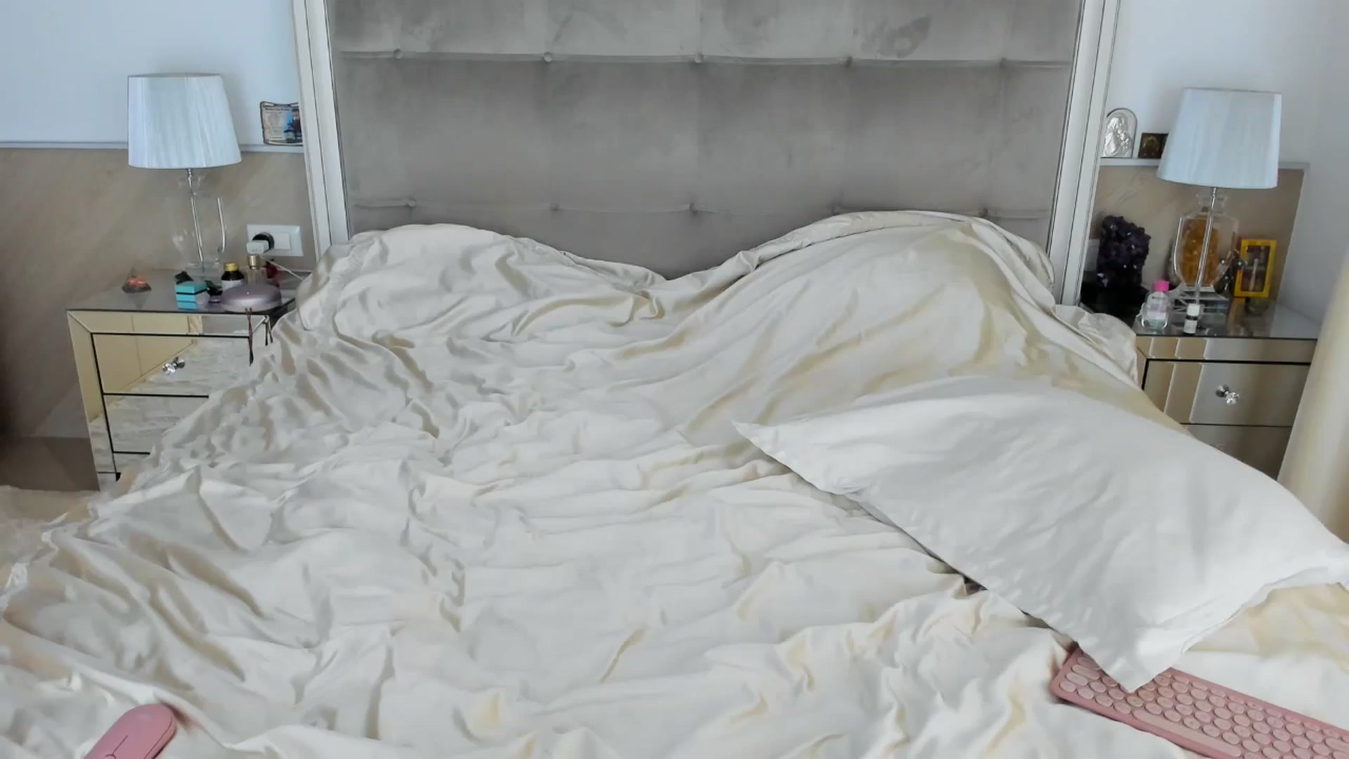 Gallery image thumbnail from TheOwneress's myfreecams stream on, 10/15/2025, 15:32 image 8 of 20