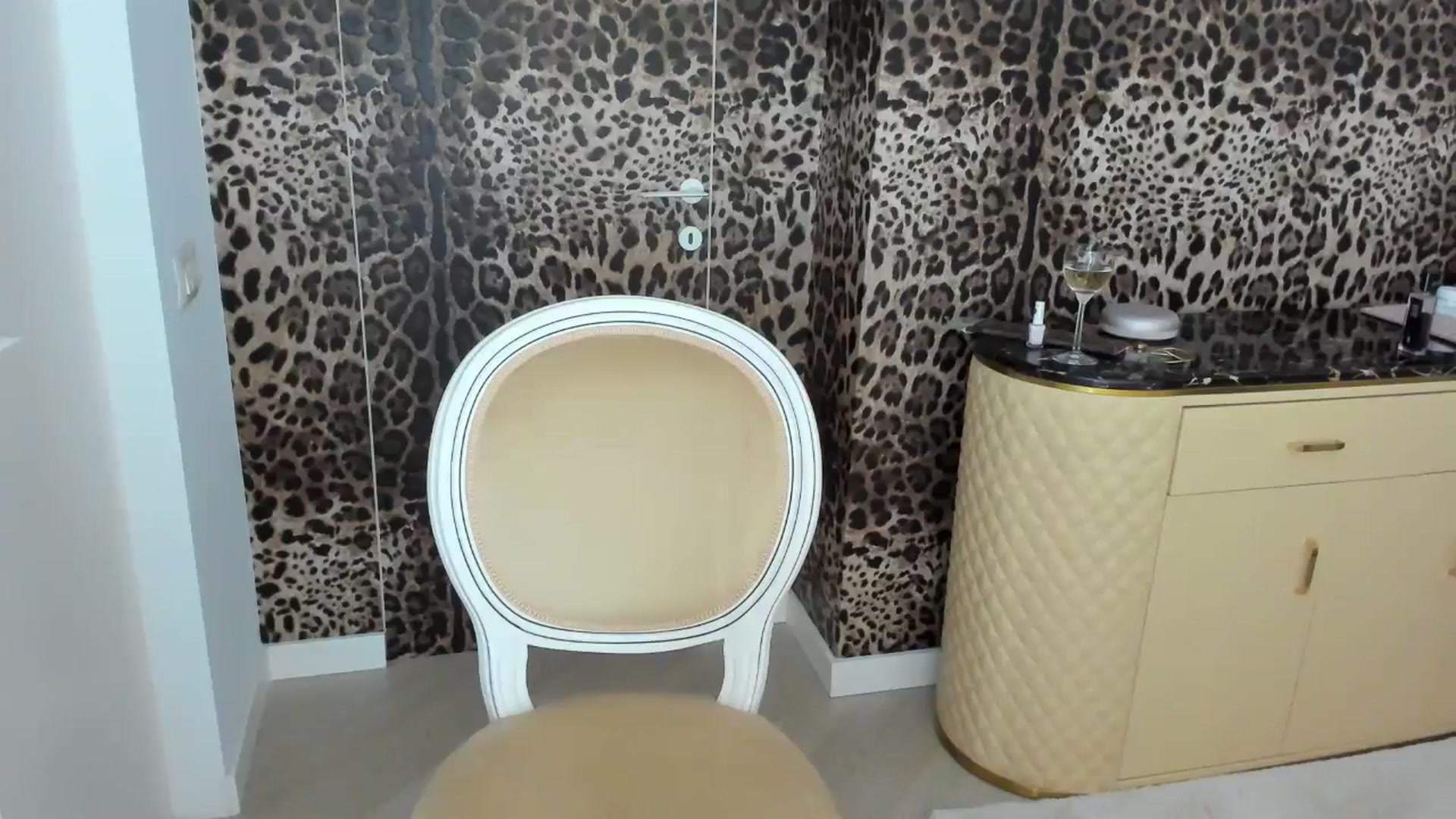 Gallery image thumbnail from TheOwneress's myfreecams stream on, 10/30/2025, 17:09 image 6 of 20