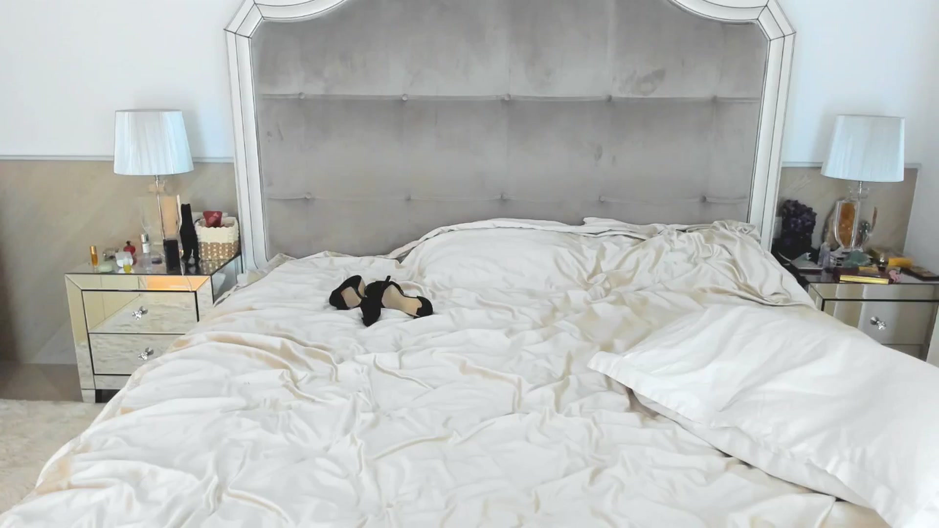 Gallery image thumbnail from TheOwneress's myfreecams stream on, 11/05/2025, 17:17 image 7 of 20