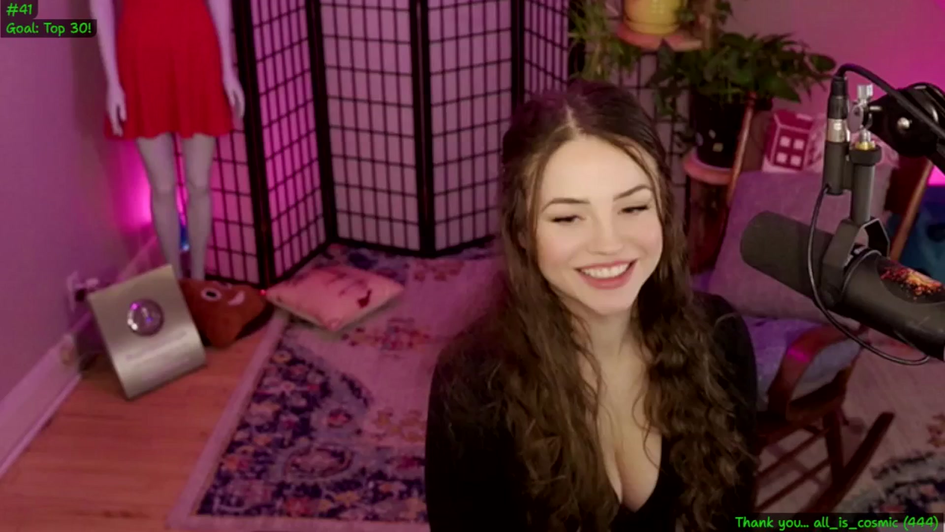 Gallery image thumbnail from ThePeepShow's myfreecams stream on, 04/07/2025, 08:28 image 7 of 20