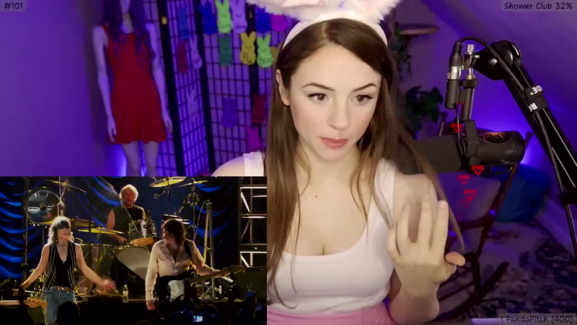 Gallery image thumbnail from ThePeepShow's myfreecams stream on, 04/19/2025, 06:41 image 4 of 20