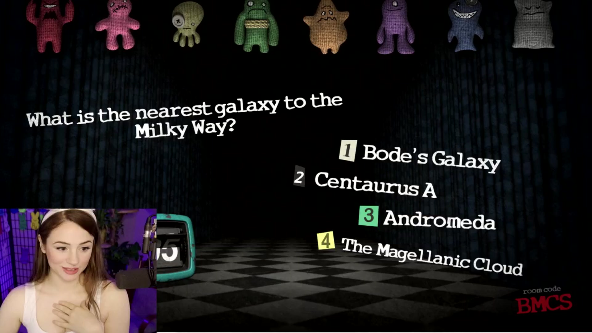 Gallery image thumbnail from ThePeepShow's myfreecams stream on, 04/19/2025, 06:41 image 6 of 20