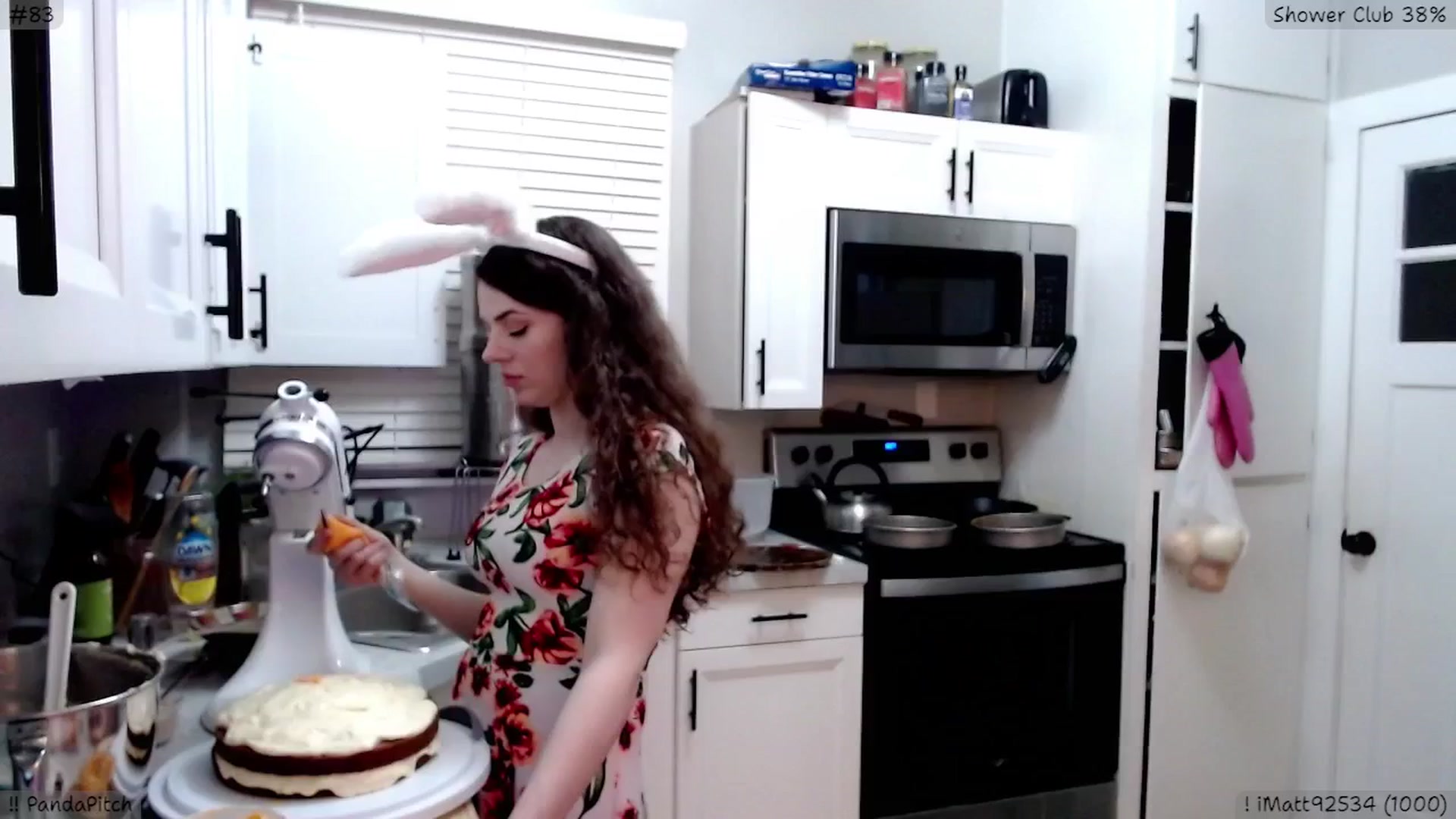 Gallery image thumbnail from ThePeepShow's myfreecams stream on, 04/20/2025, 03:47 image 18 of 20