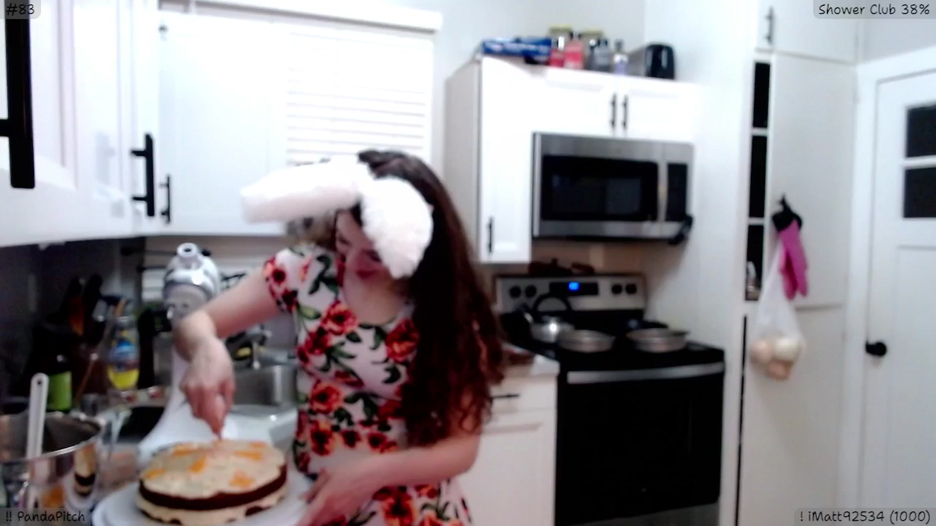 Gallery image thumbnail from ThePeepShow's myfreecams stream on, 04/20/2025, 03:47 image 19 of 20