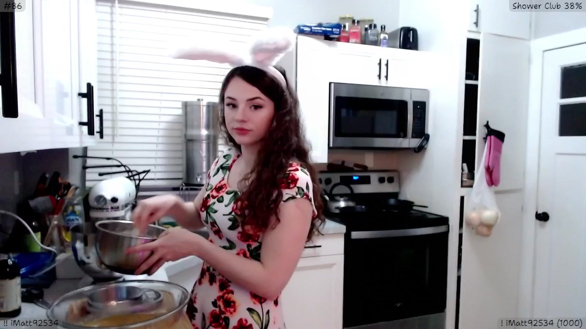 Gallery image thumbnail from ThePeepShow's myfreecams stream on, 04/20/2025, 03:47 image 3 of 20
