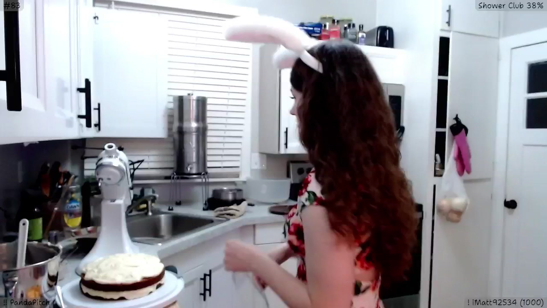 Gallery image thumbnail from ThePeepShow's myfreecams stream on, 04/20/2025, 03:47 image 17 of 20