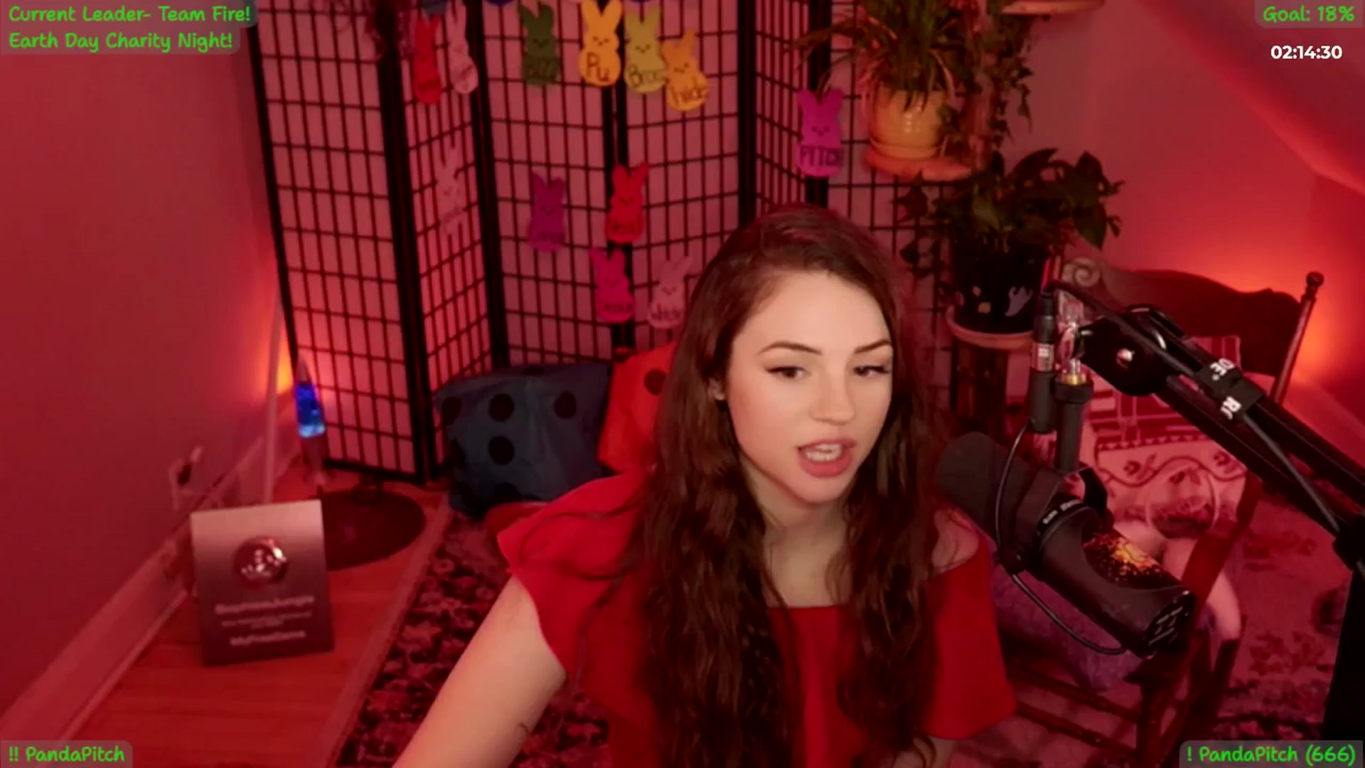 Gallery image thumbnail from ThePeepShow's myfreecams stream on, 04/23/2025, 06:12 image 16 of 20