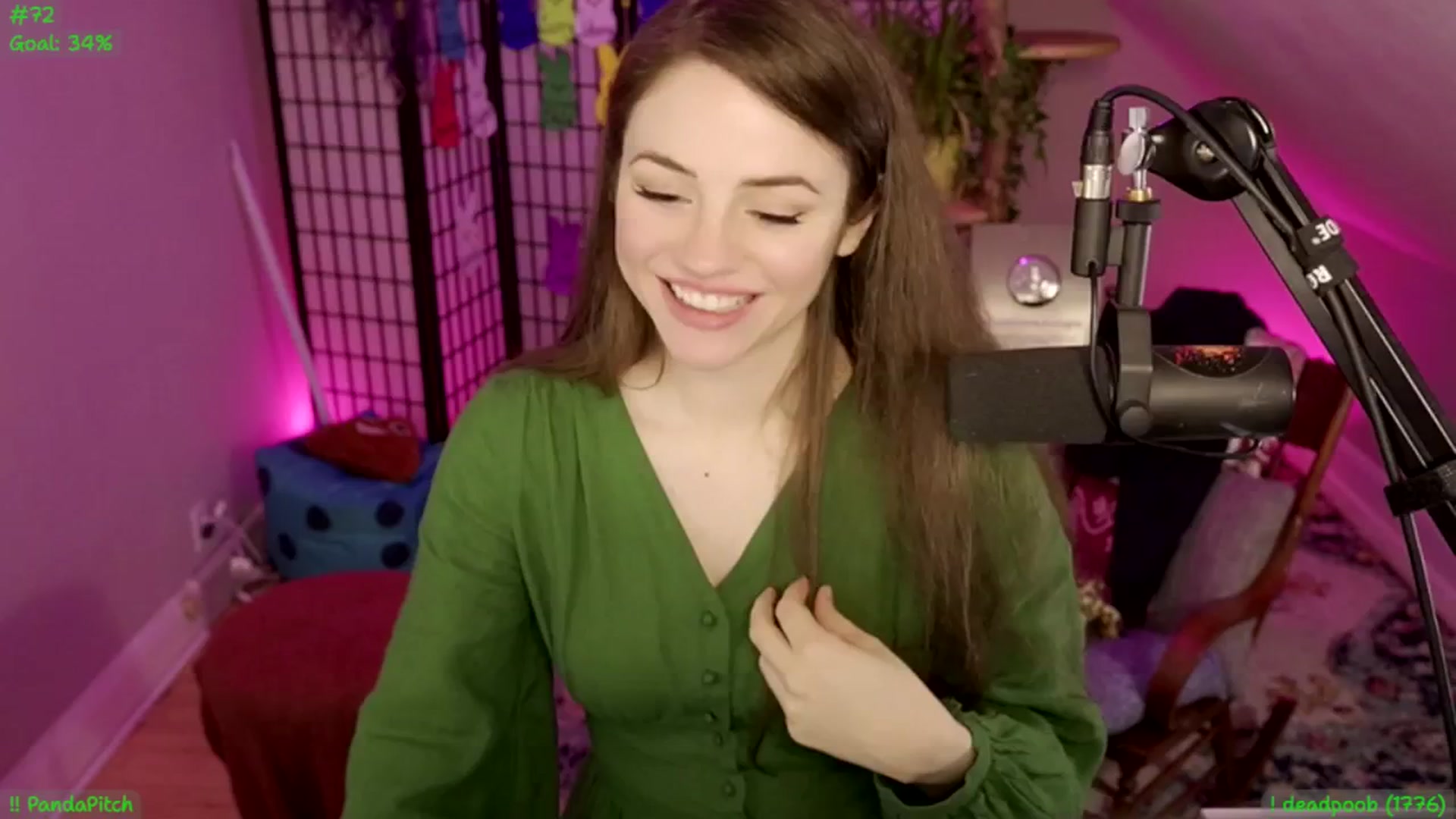 Gallery image thumbnail from ThePeepShow's myfreecams stream on, 04/24/2025, 07:31 image 19 of 20