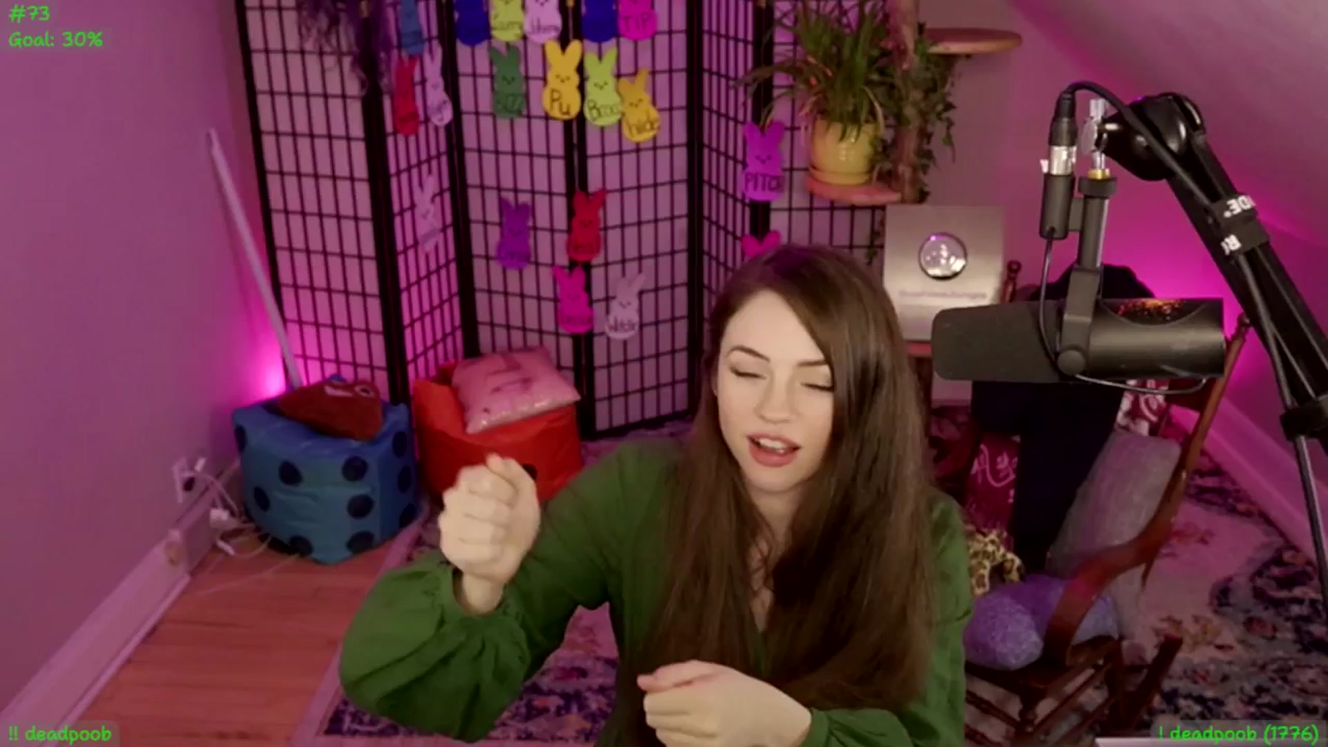 Gallery image thumbnail from ThePeepShow's myfreecams stream on, 04/24/2025, 07:31 image 14 of 20
