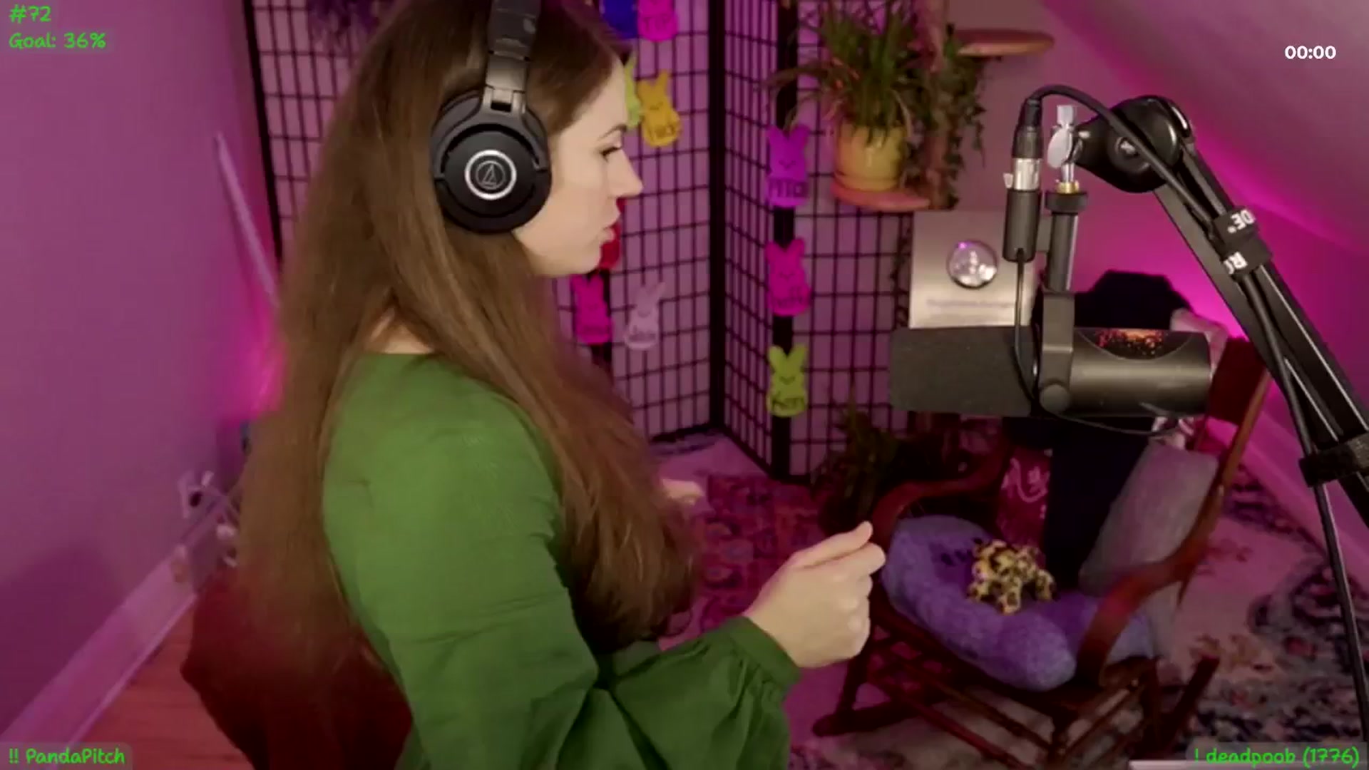 Gallery image thumbnail from ThePeepShow's myfreecams stream on, 04/24/2025, 07:46 image 20 of 20