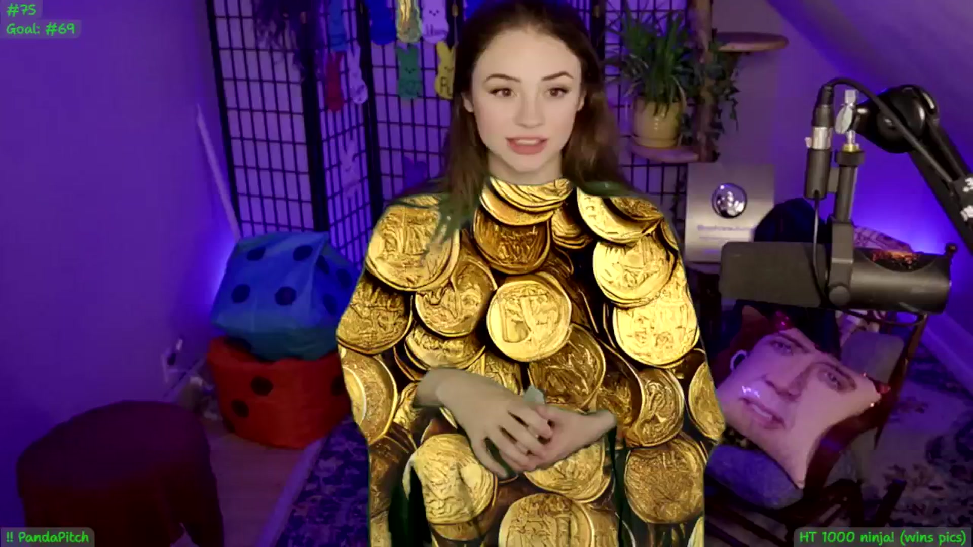 Gallery image thumbnail from ThePeepShow's myfreecams stream on, 04/26/2025, 08:21 image 8 of 20