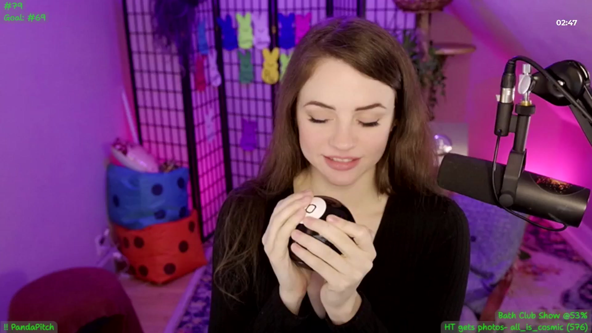 Gallery image thumbnail from ThePeepShow's myfreecams stream on, 04/27/2025, 07:59 image 17 of 20