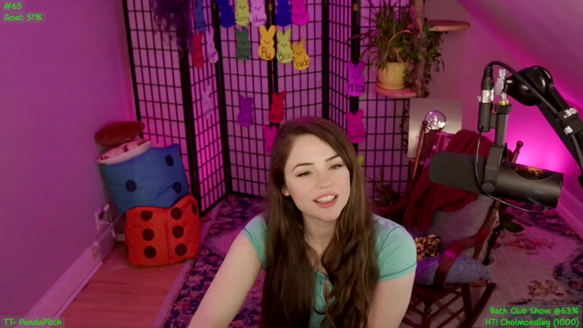 Gallery image thumbnail from ThePeepShow's myfreecams stream on, 04/29/2025, 08:41 image 12 of 20