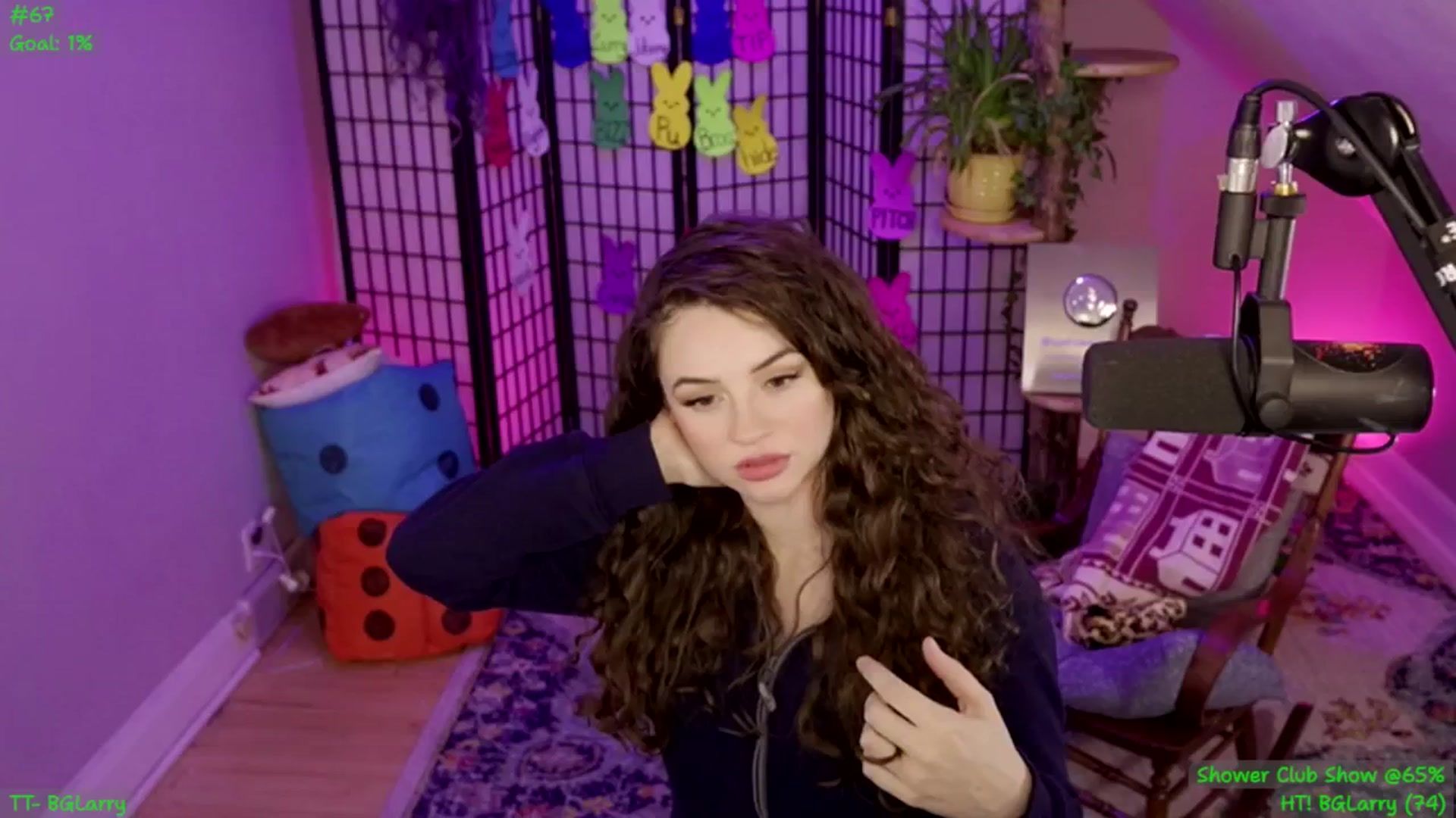 Gallery image thumbnail from ThePeepShow's myfreecams stream on, 04/30/2025, 06:58 image 3 of 20