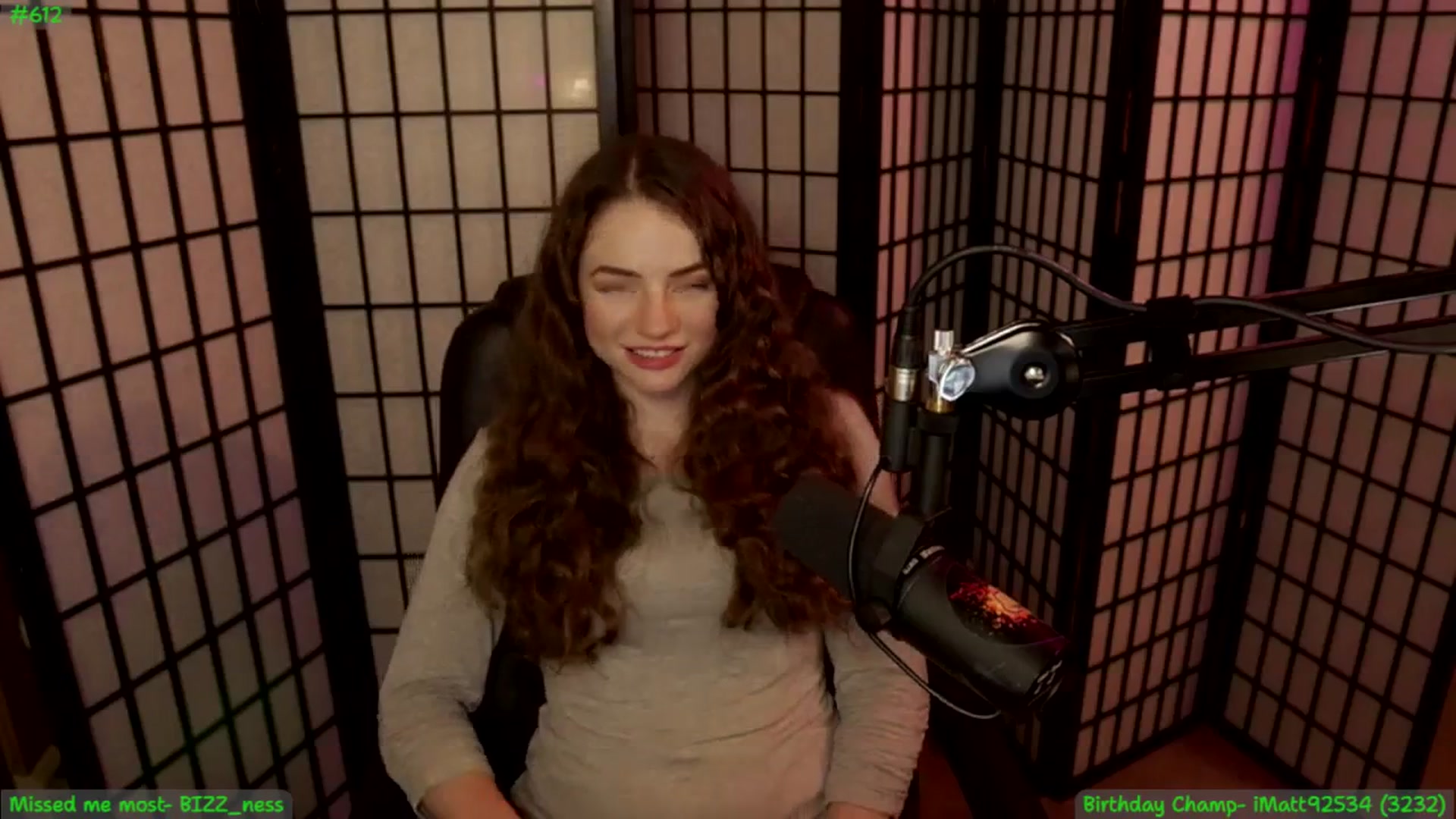 Gallery image thumbnail from ThePeepShow's myfreecams stream on, 07/27/2025, 06:35 image 15 of 20