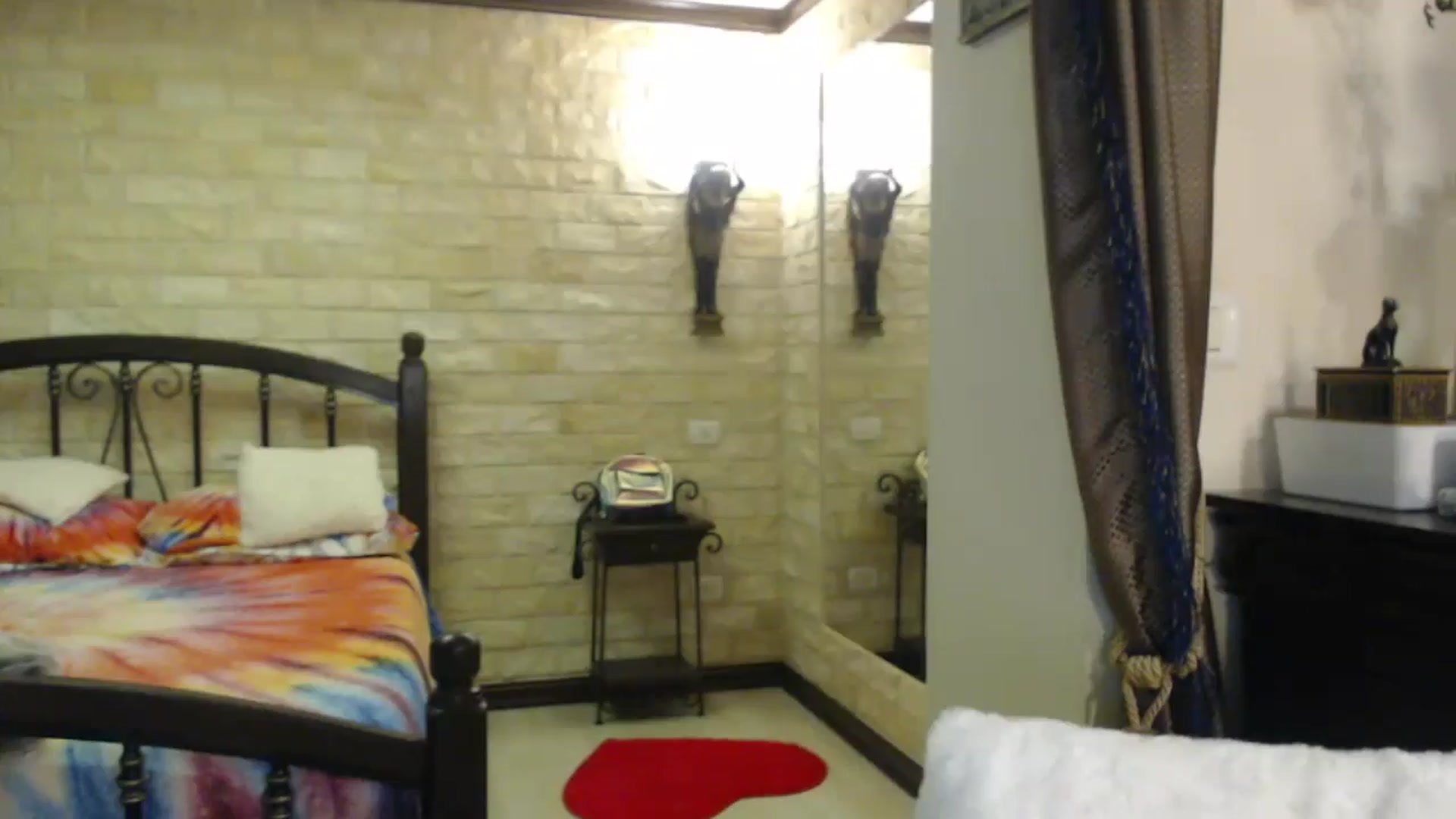 Gallery image thumbnail from ThePerfectNam's myfreecams stream on, 11/28/2024, 04:06 image 13 of 20
