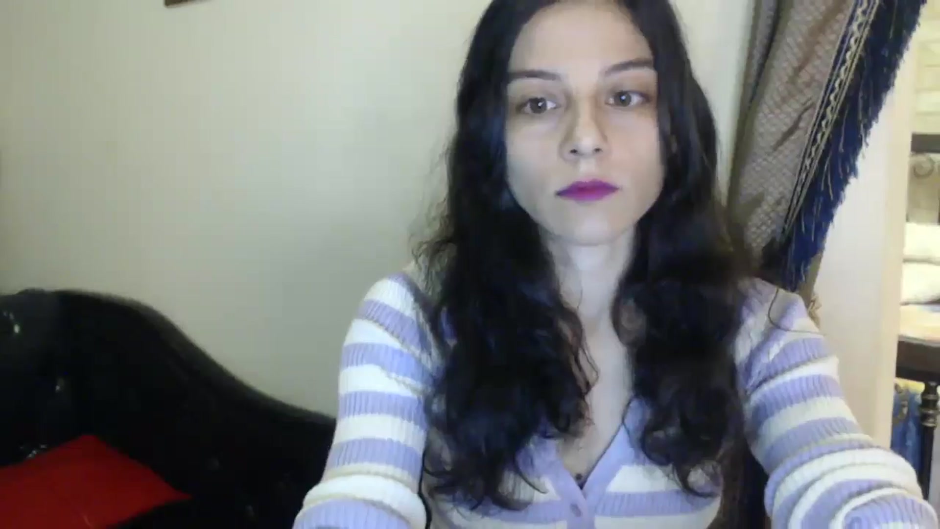 Gallery image thumbnail from ThePerfectNam's myfreecams stream on, 12/01/2024, 02:16 image 6 of 20