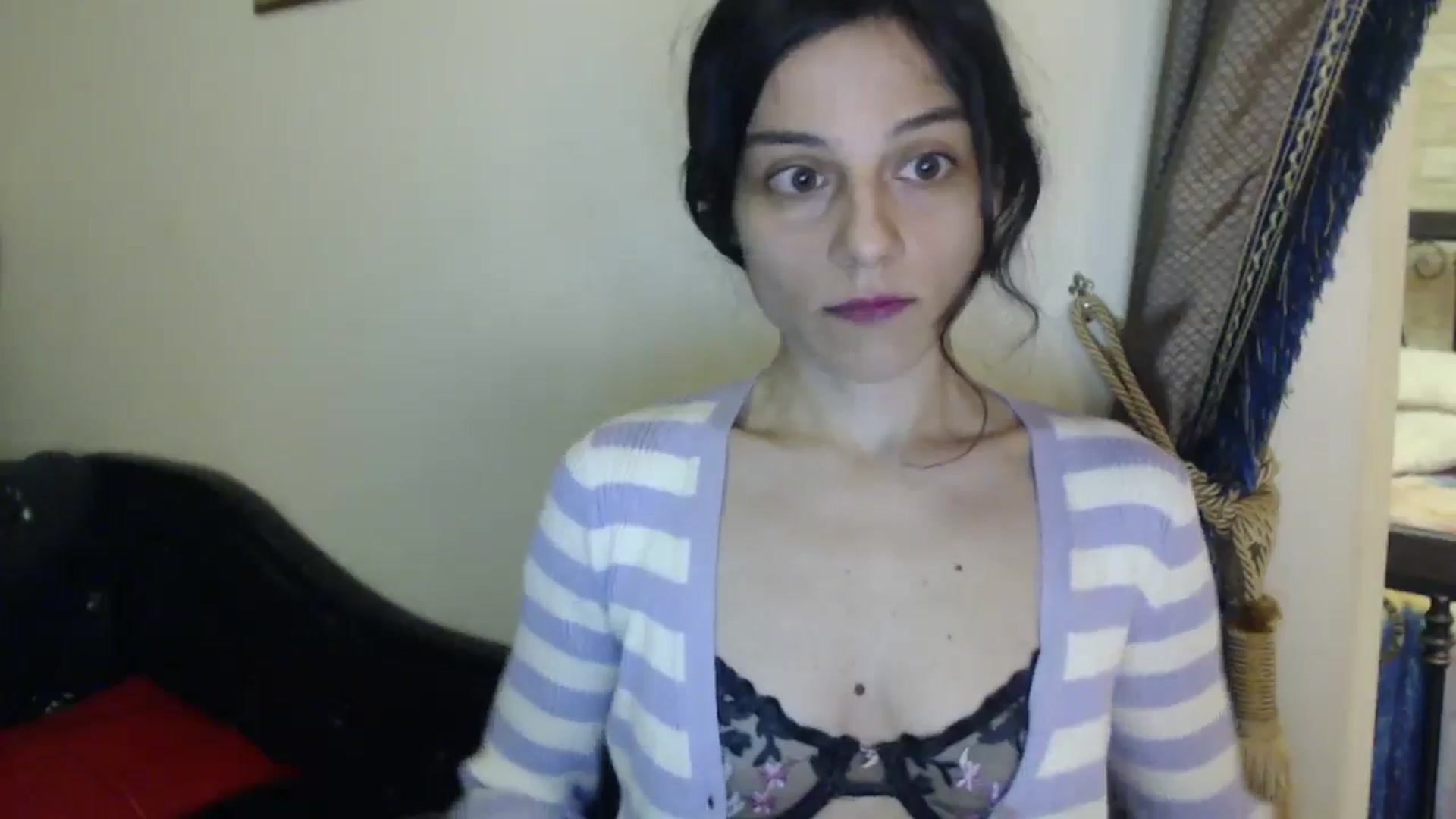 Gallery image thumbnail from ThePerfectNam's myfreecams stream on, 12/01/2024, 03:00 image 10 of 20