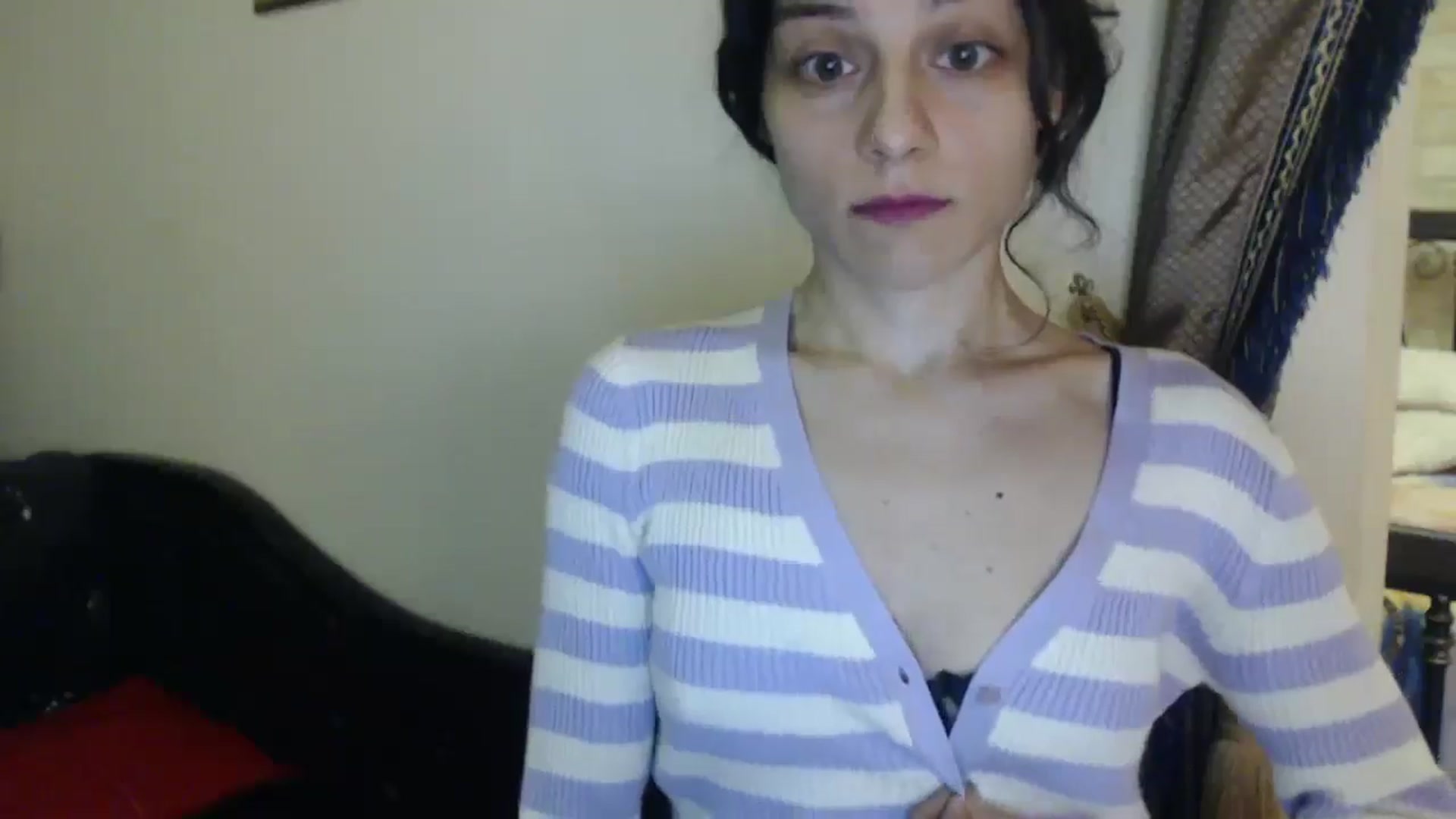 Gallery image thumbnail from ThePerfectNam's myfreecams stream on, 12/01/2024, 03:00 image 6 of 20