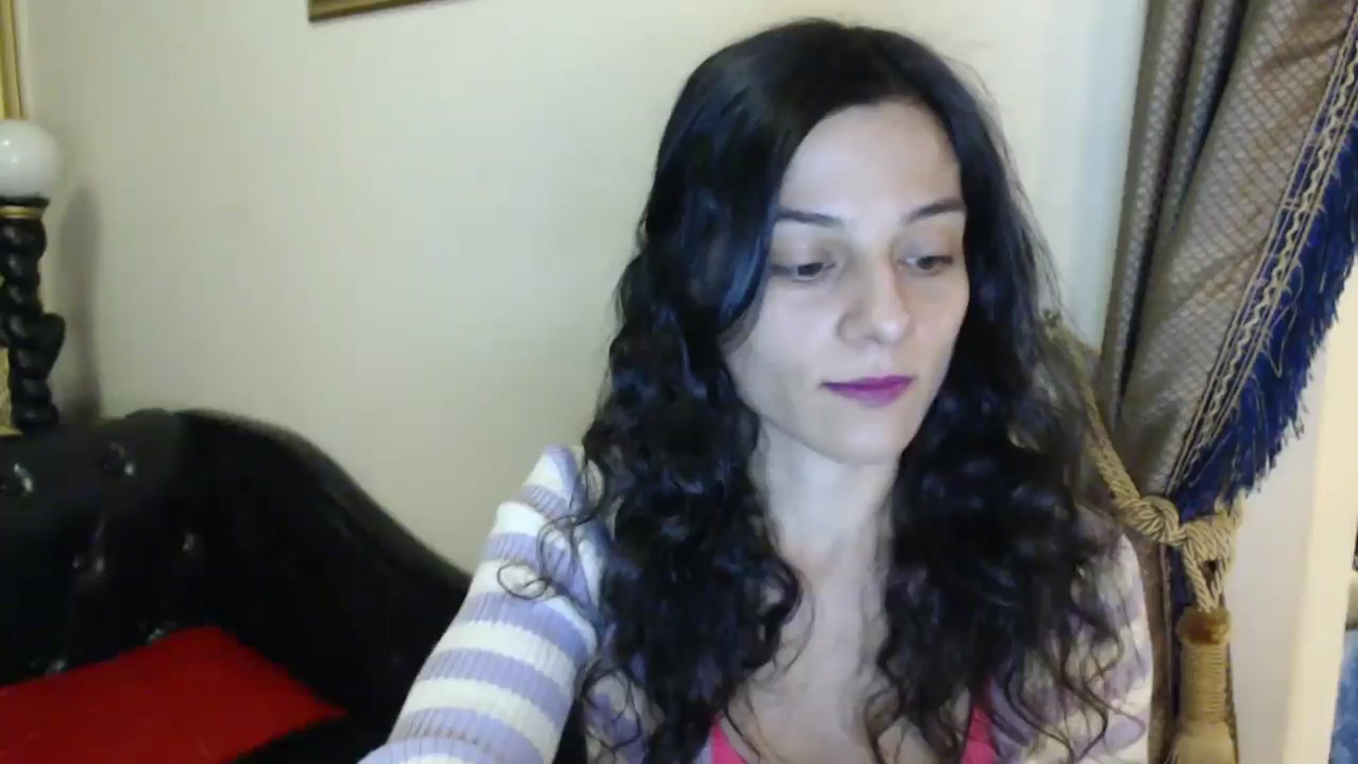 Gallery image thumbnail from ThePerfectNam's myfreecams stream on, 12/02/2024, 04:15 image 16 of 20