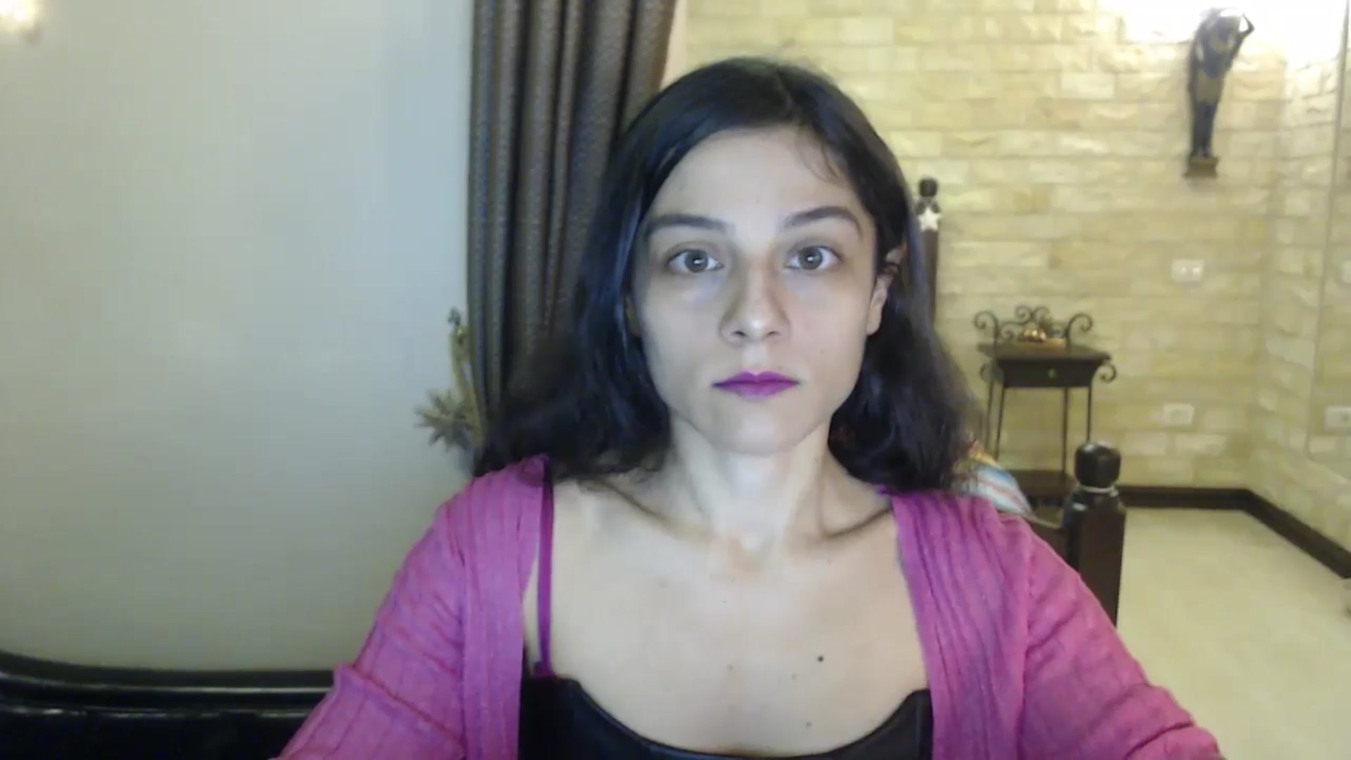 Gallery image thumbnail from ThePerfectNam's myfreecams stream on, 12/24/2024, 04:02 image 4 of 20