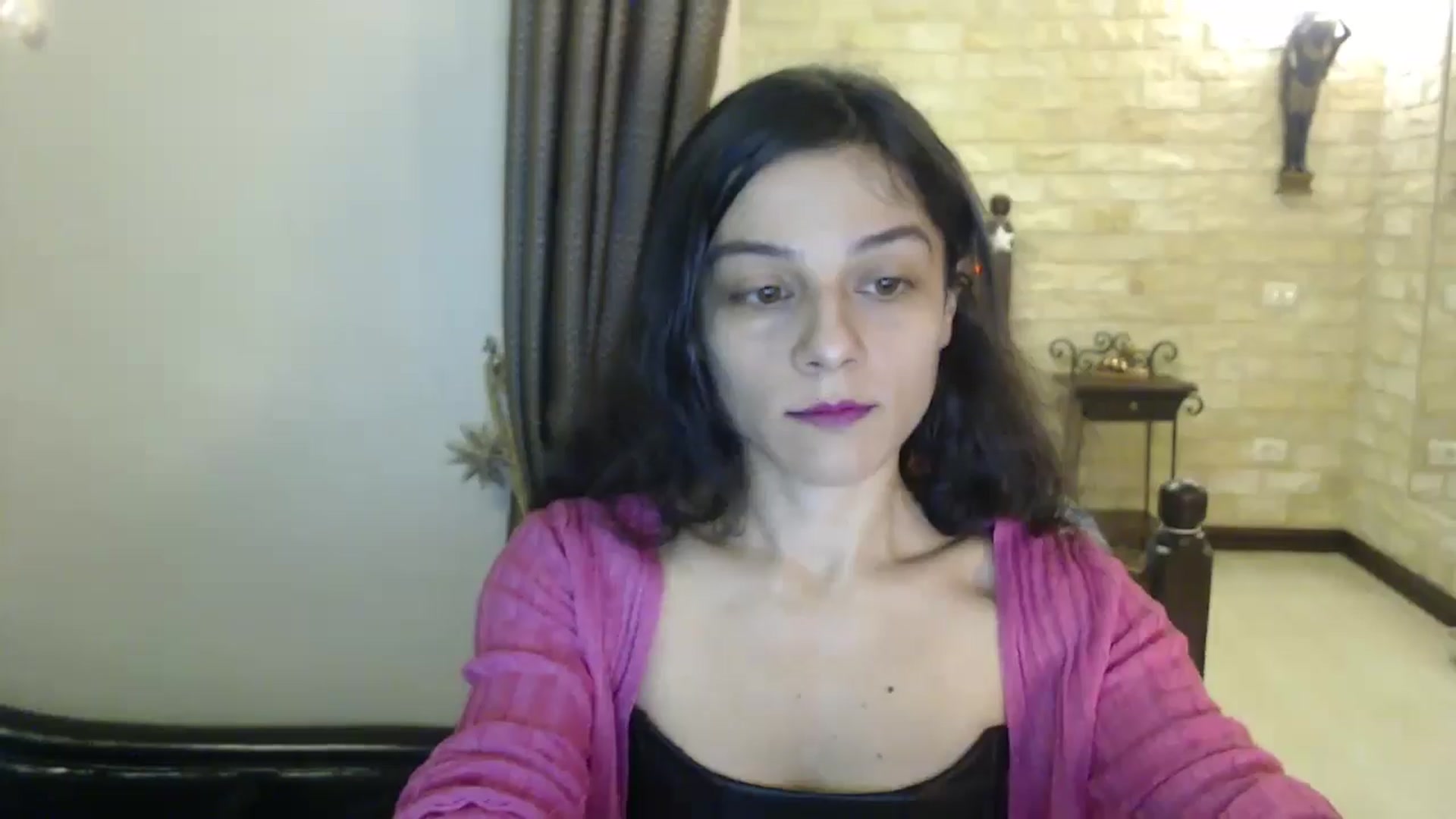 Gallery image thumbnail from ThePerfectNam's myfreecams stream on, 12/24/2024, 04:02 image 18 of 20