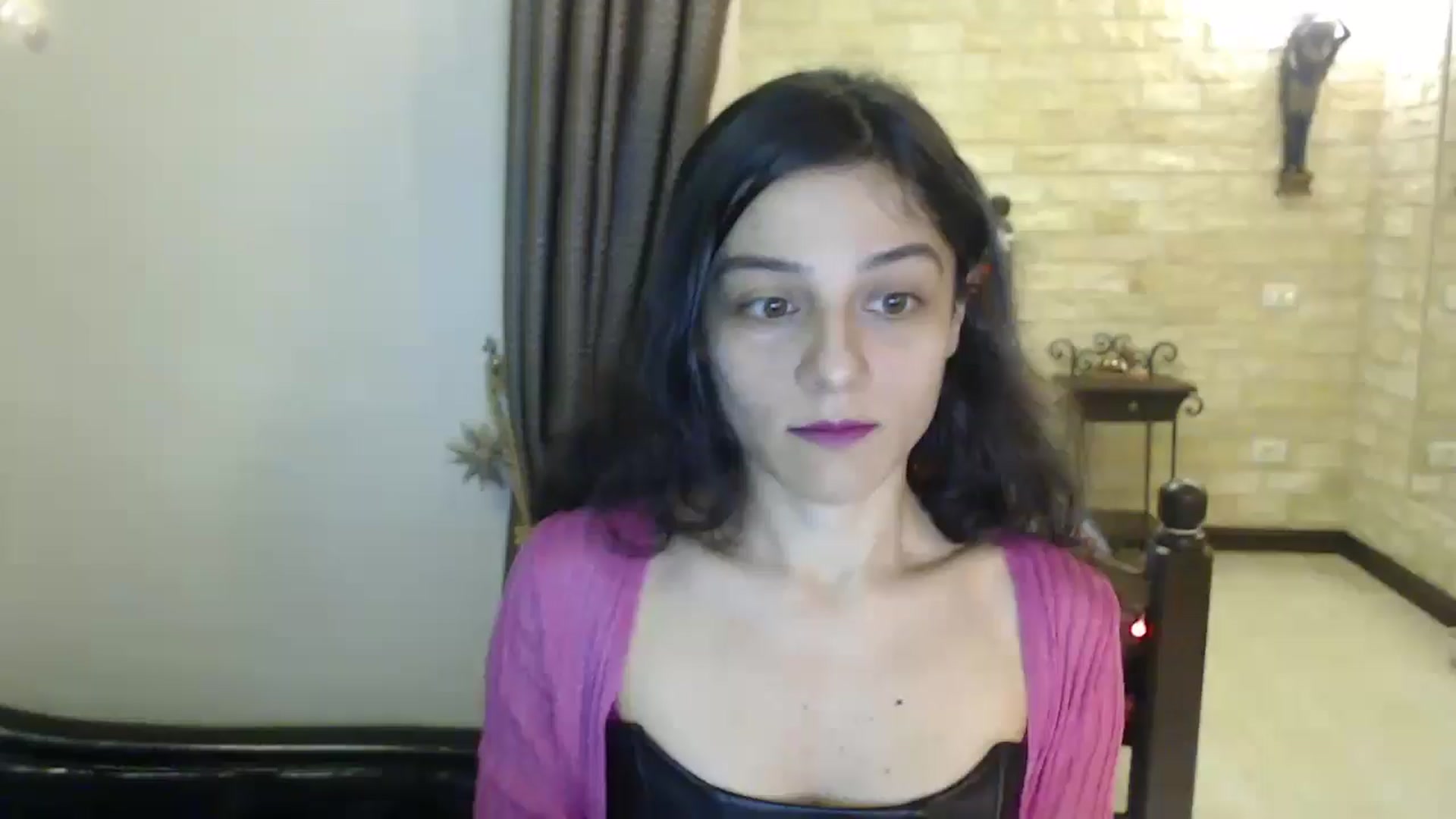 Gallery image thumbnail from ThePerfectNam's myfreecams stream on, 12/24/2024, 04:02 image 17 of 20