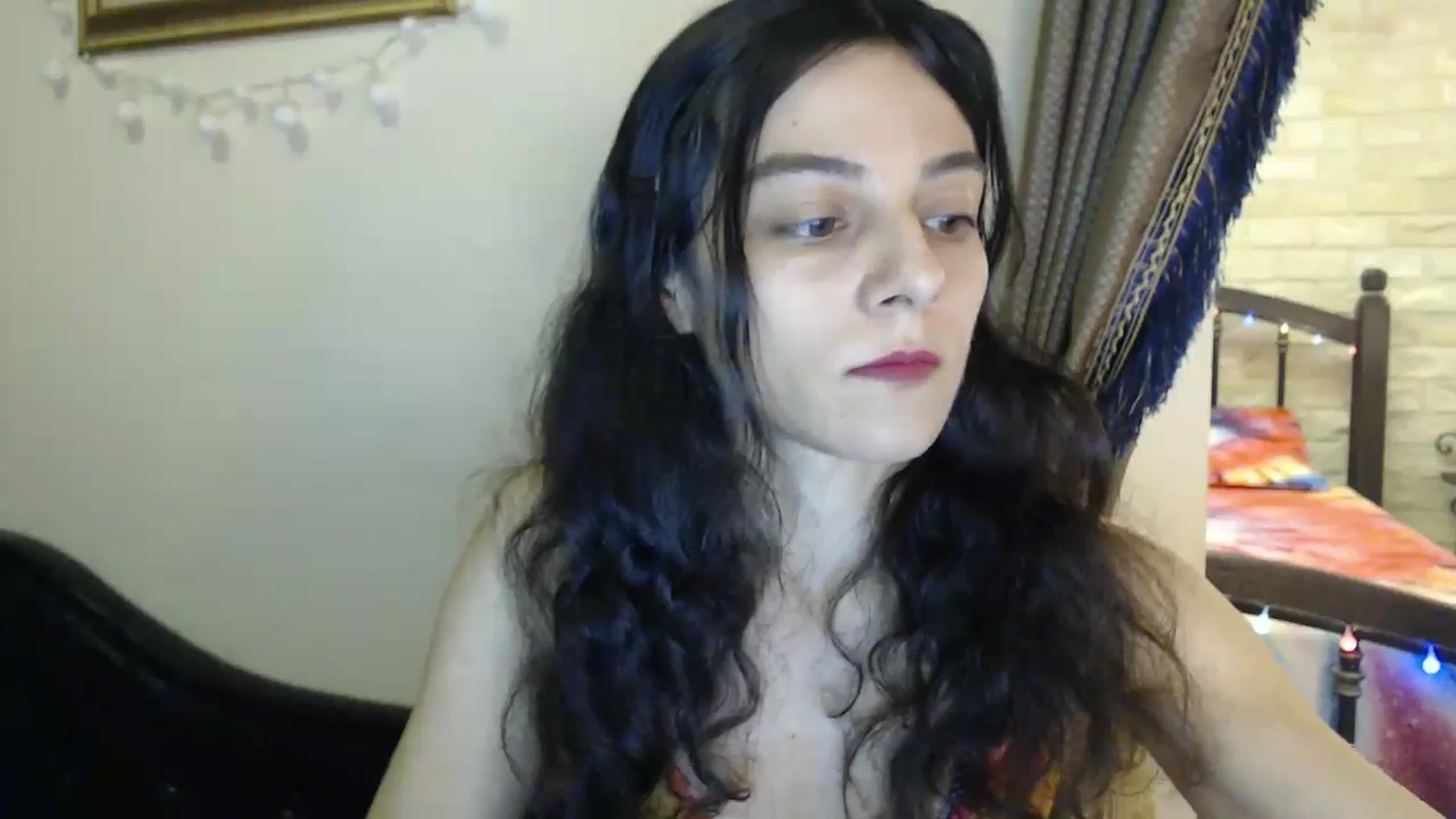 Gallery image thumbnail from ThePerfectNam's myfreecams stream on, 12/31/2024, 03:51 image 10 of 20