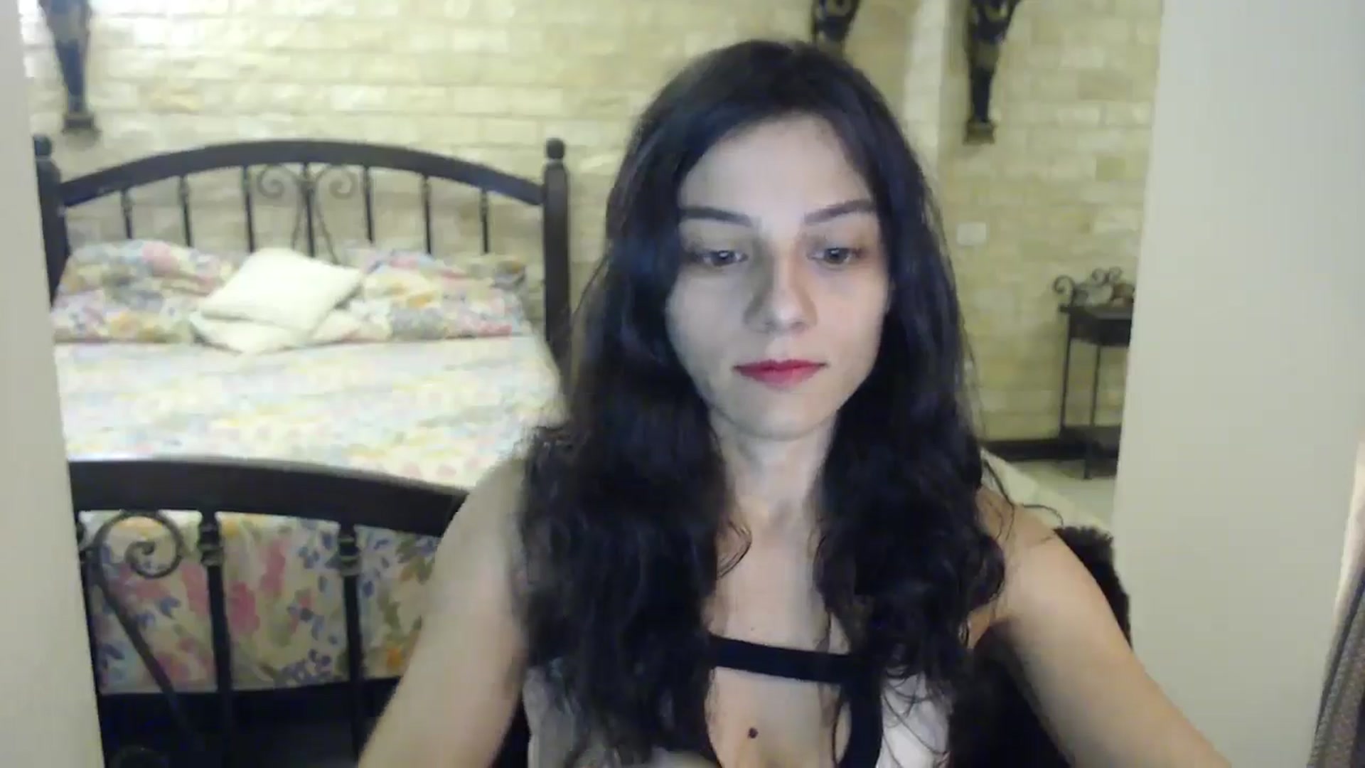 Gallery image thumbnail from ThePerfectNam's myfreecams stream on, 01/06/2025, 02:32 image 5 of 20