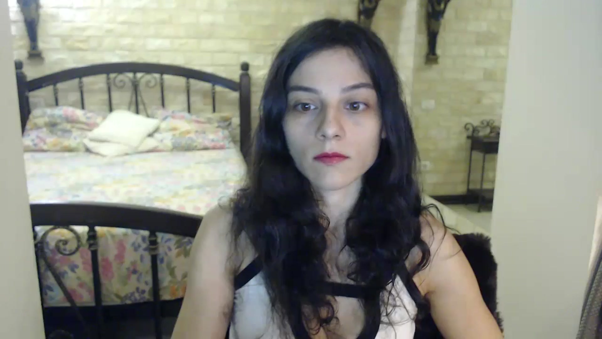 Gallery image thumbnail from ThePerfectNam's myfreecams stream on, 01/06/2025, 02:32 image 4 of 20