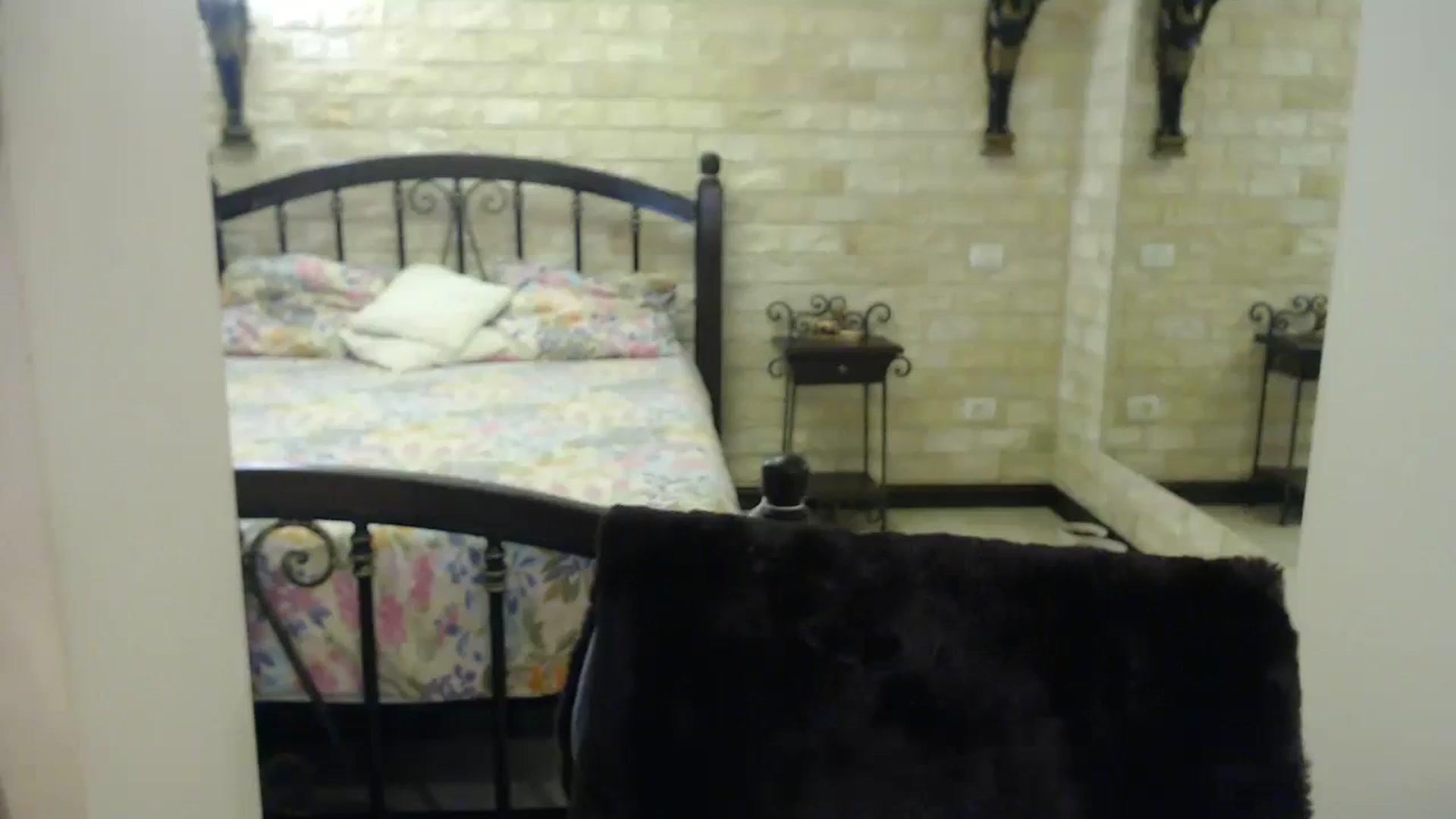 Gallery image thumbnail from ThePerfectNam's myfreecams stream on, 01/06/2025, 02:32 image 13 of 20
