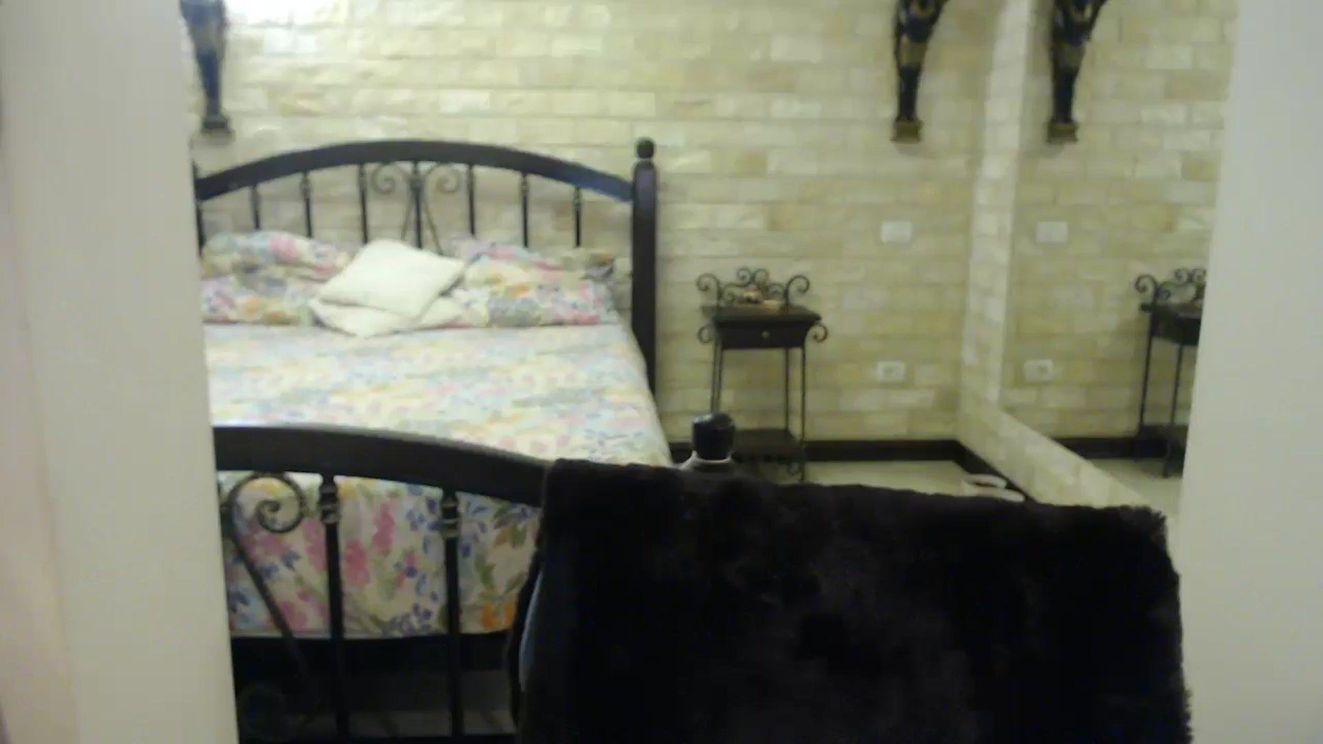 Gallery image thumbnail from ThePerfectNam's myfreecams stream on, 01/06/2025, 02:32 image 12 of 20