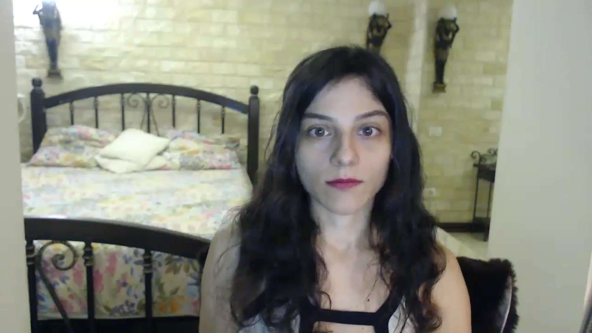 Gallery image thumbnail from ThePerfectNam's myfreecams stream on, 01/06/2025, 04:36 image 8 of 20