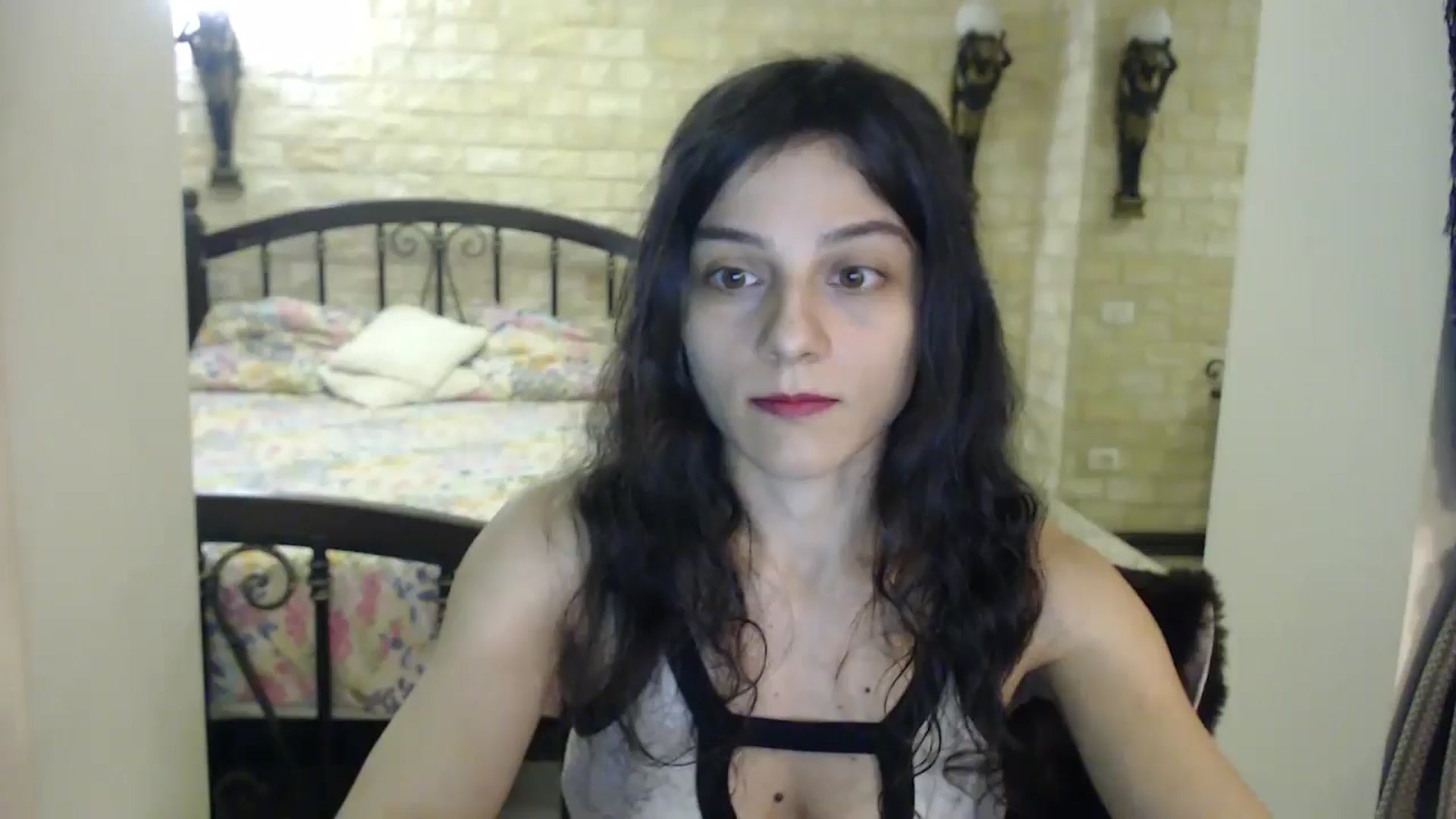 Gallery image thumbnail from ThePerfectNam's myfreecams stream on, 01/06/2025, 04:36 image 1 of 20