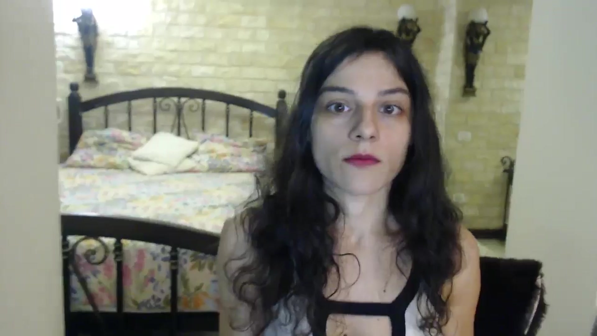 Gallery image thumbnail from ThePerfectNam's myfreecams stream on, 01/06/2025, 04:36 image 17 of 20