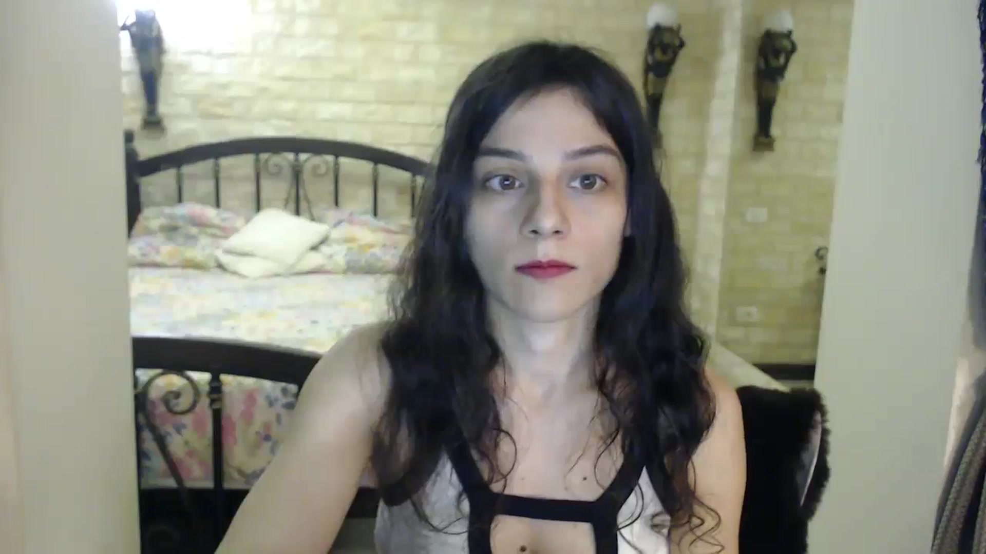 Gallery image thumbnail from ThePerfectNam's myfreecams stream on, 01/06/2025, 04:36 image 3 of 20